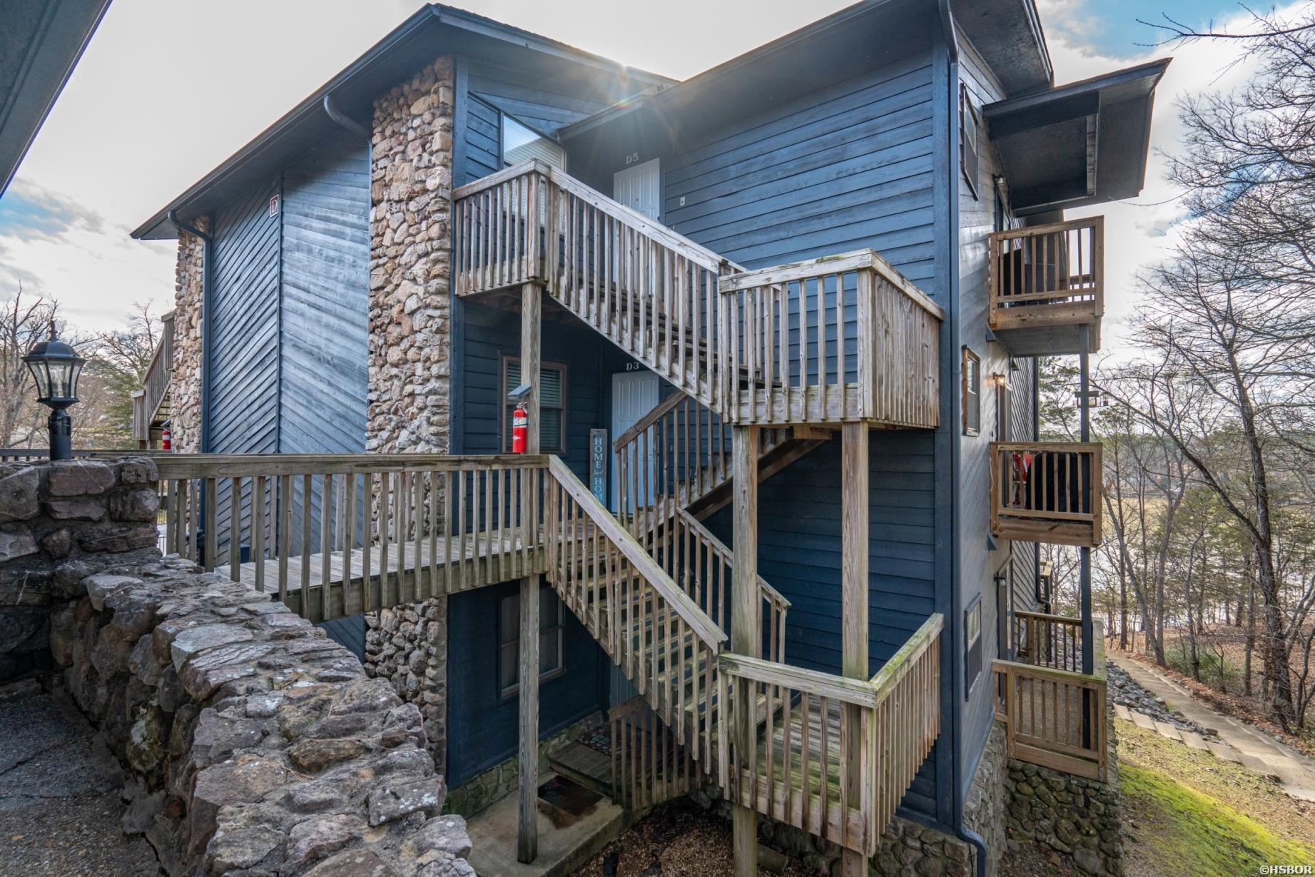 203 Stearns Point Property Photo