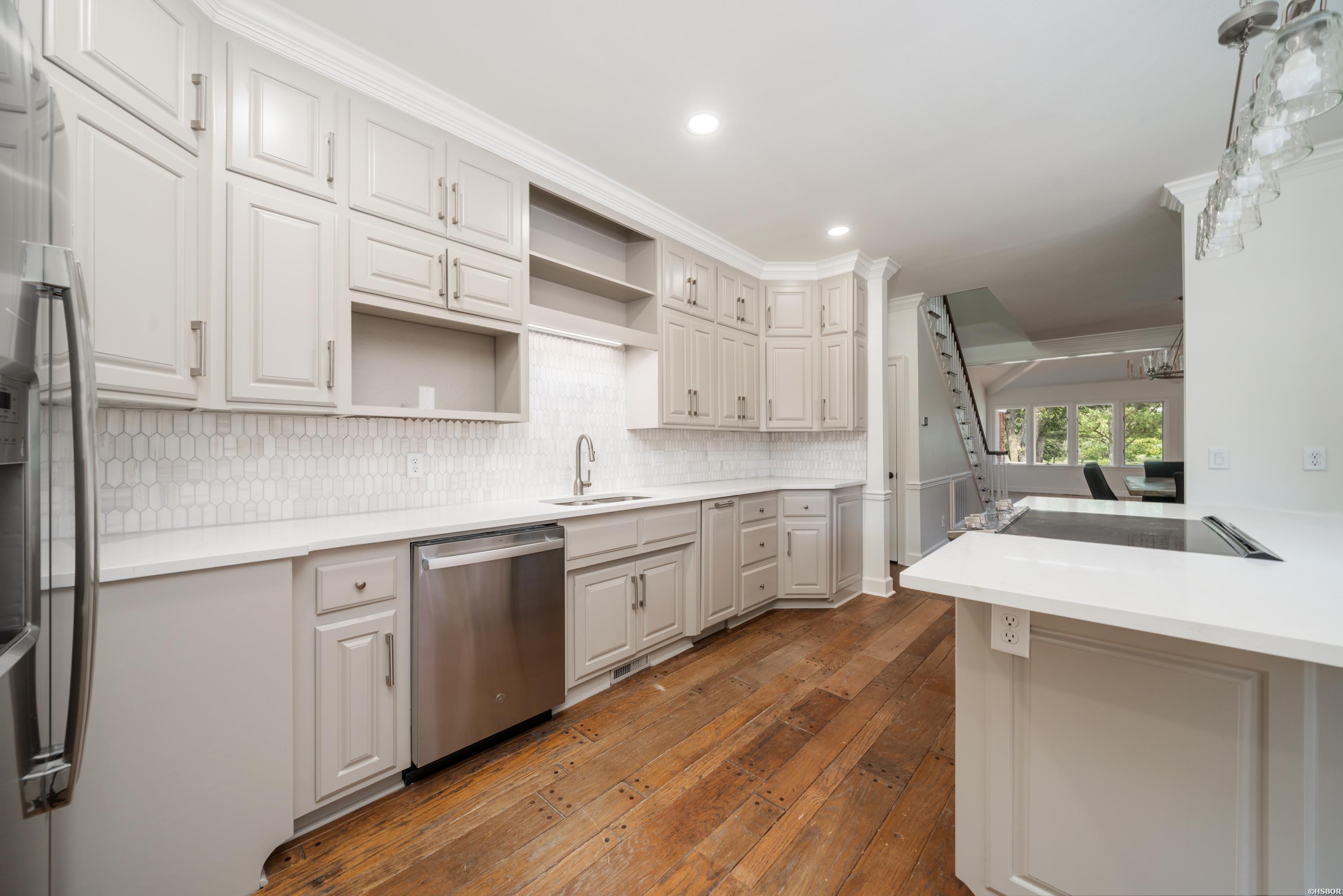 681 Shady Grove Road Property Photo 17