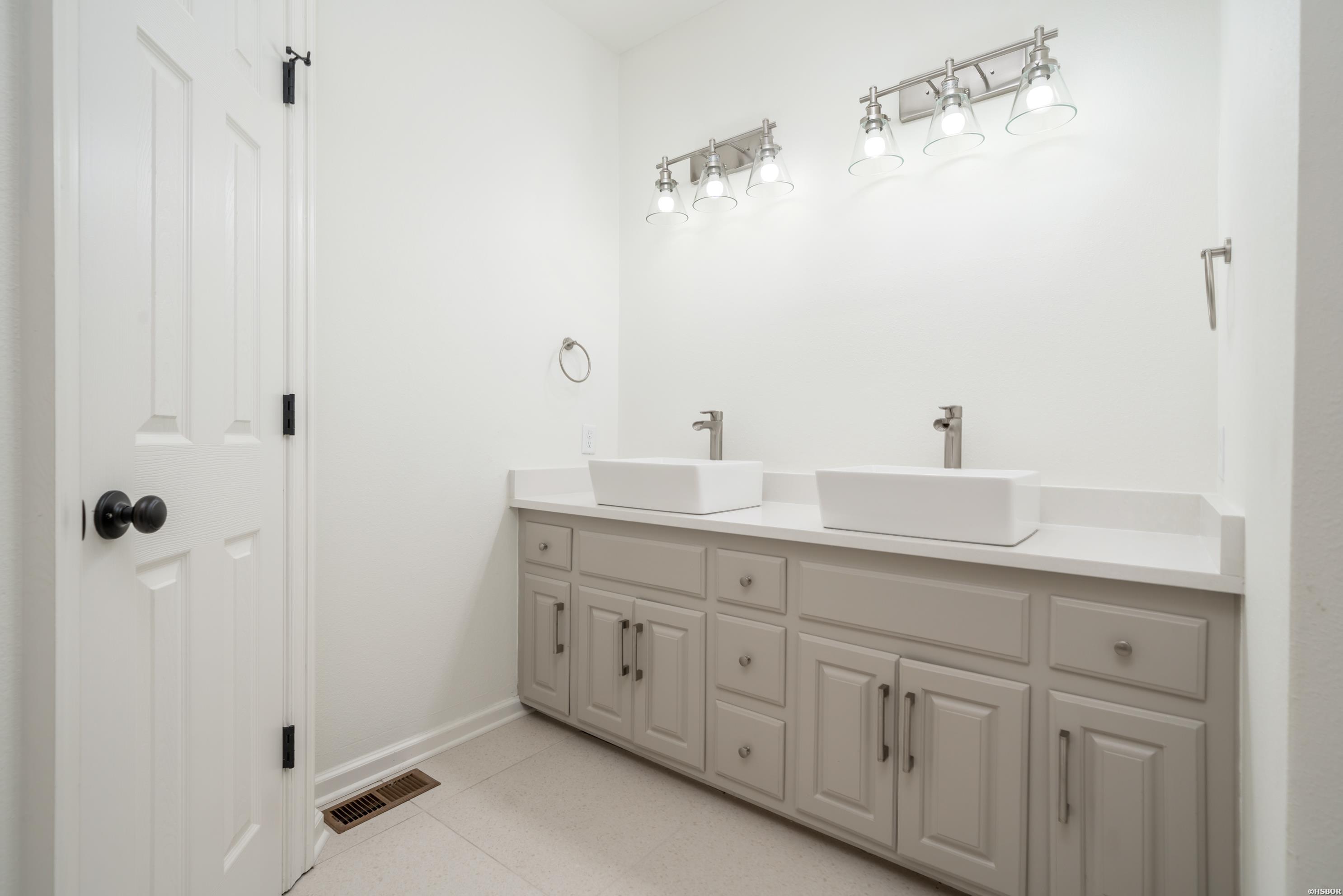 681 Shady Grove Road Property Photo 29