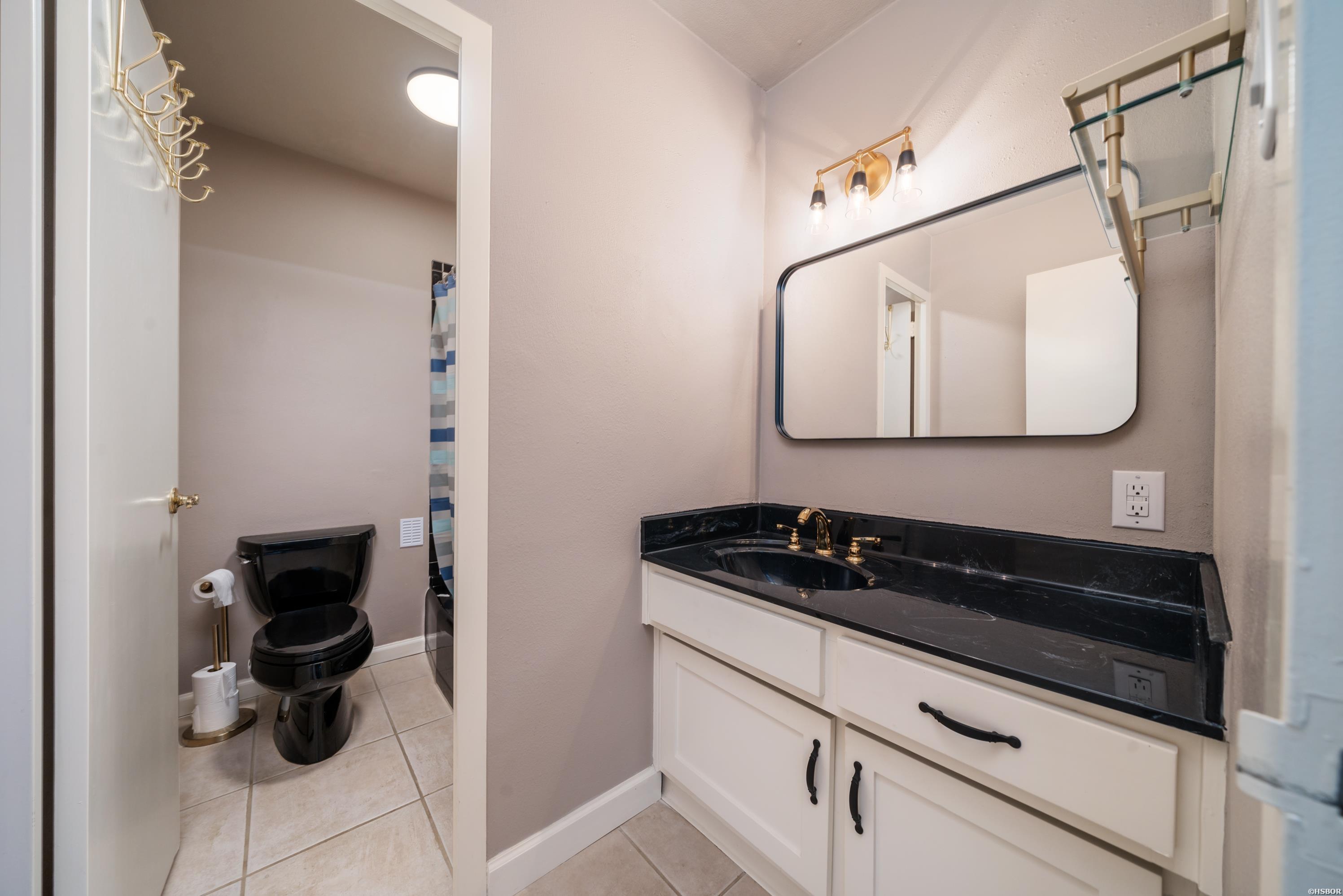 740 Weston Road Property Photo 37