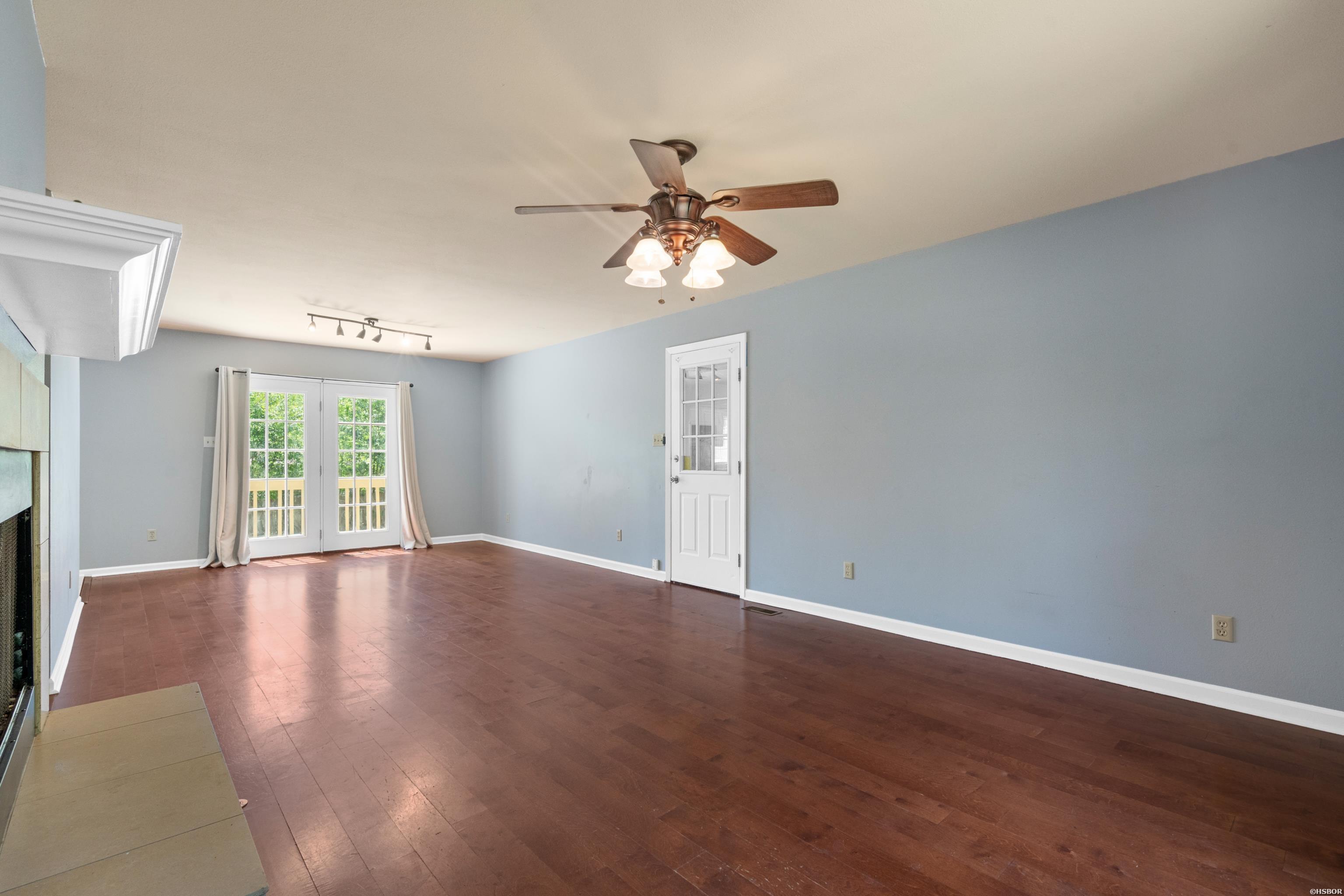 330 Melwood Street Property Photo 7