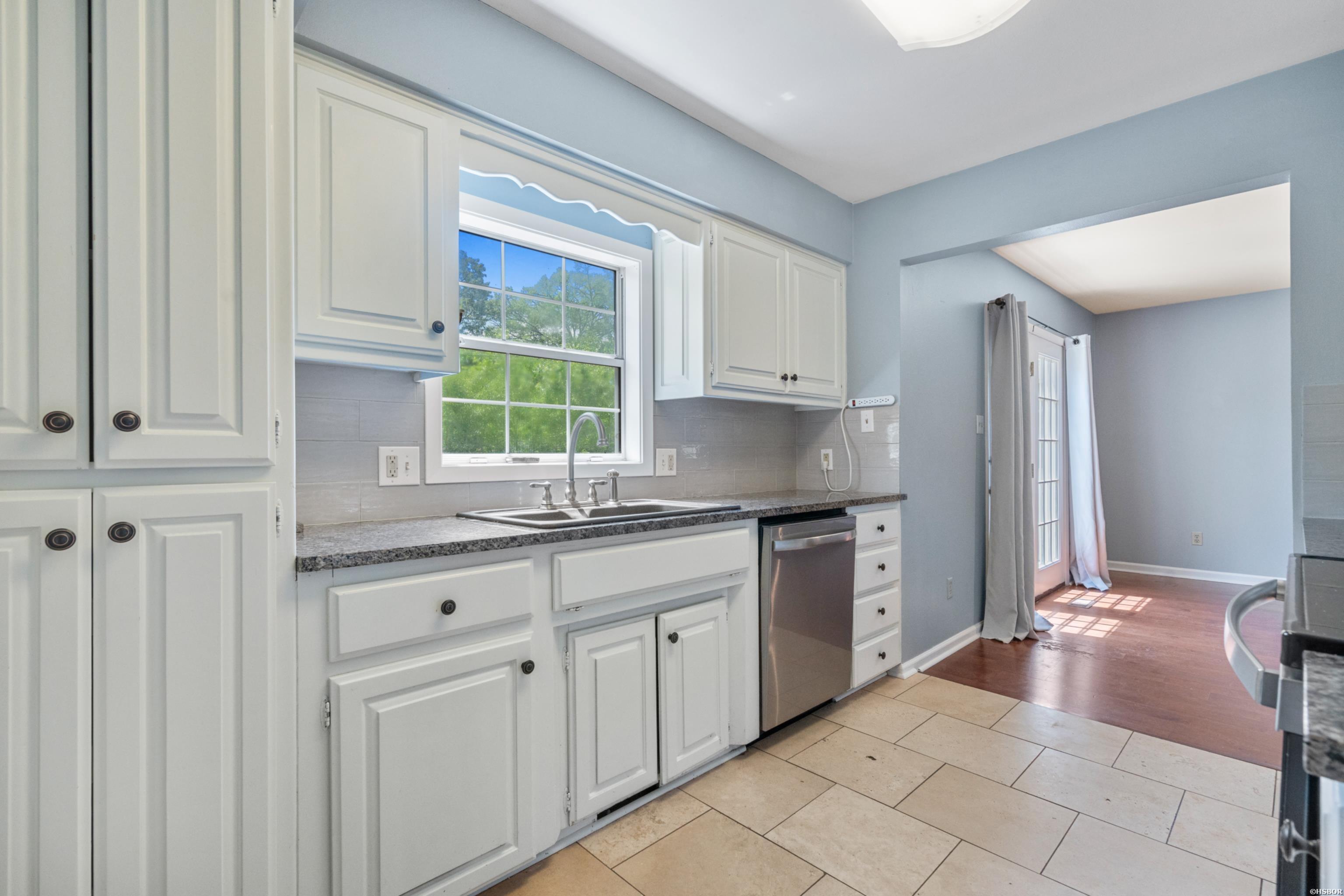 330 Melwood Street Property Photo 16