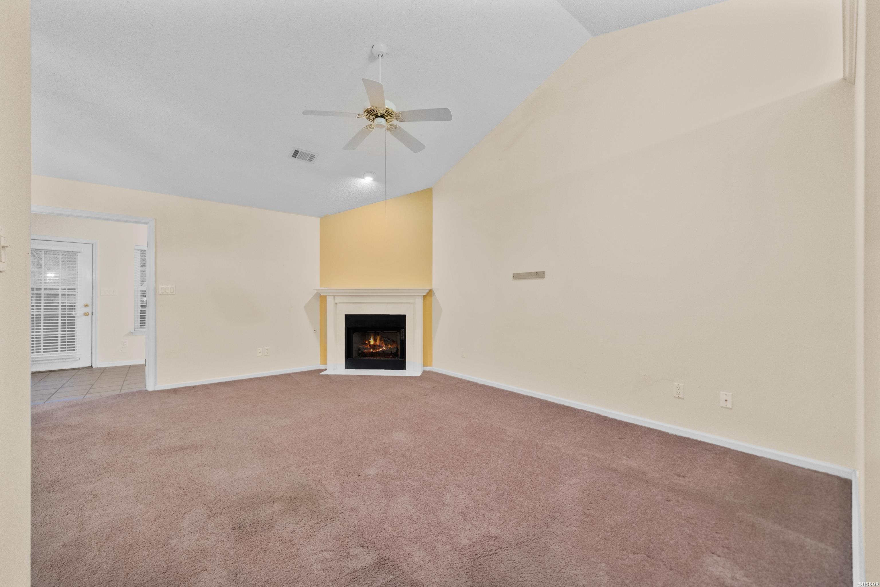 109 Ellis Court Property Photo 6