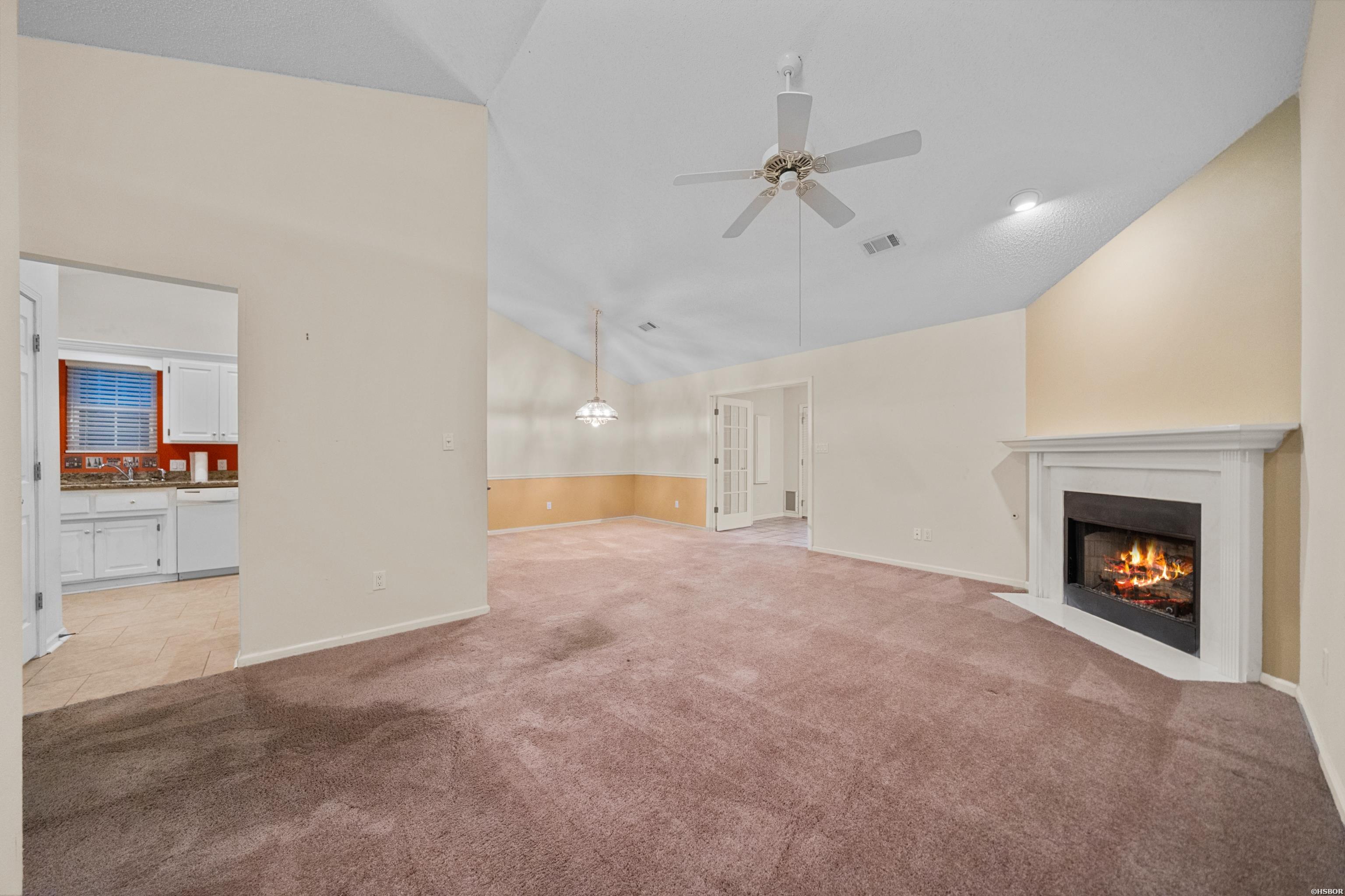 109 Ellis Court Property Photo 8