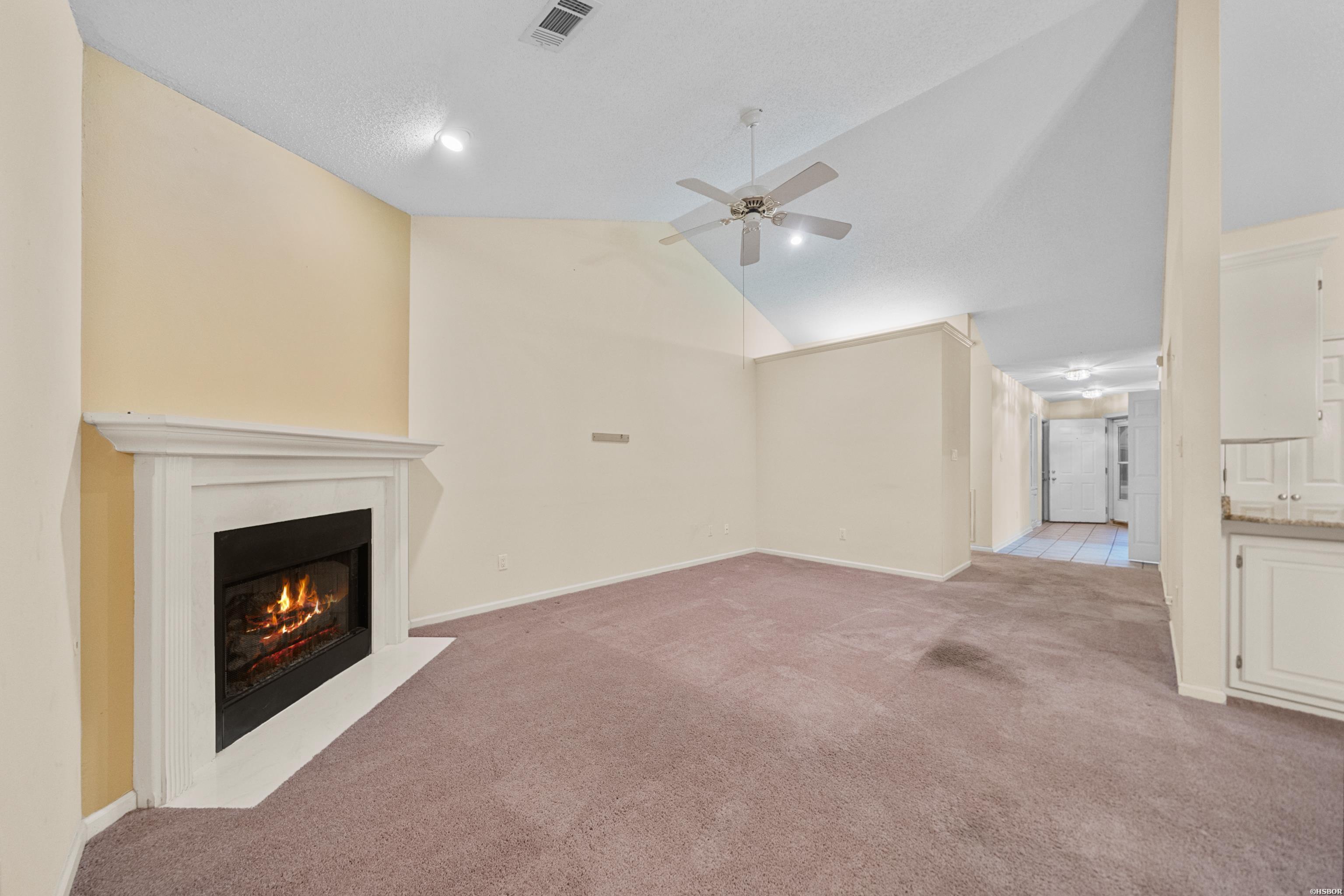 109 Ellis Court Property Photo 9