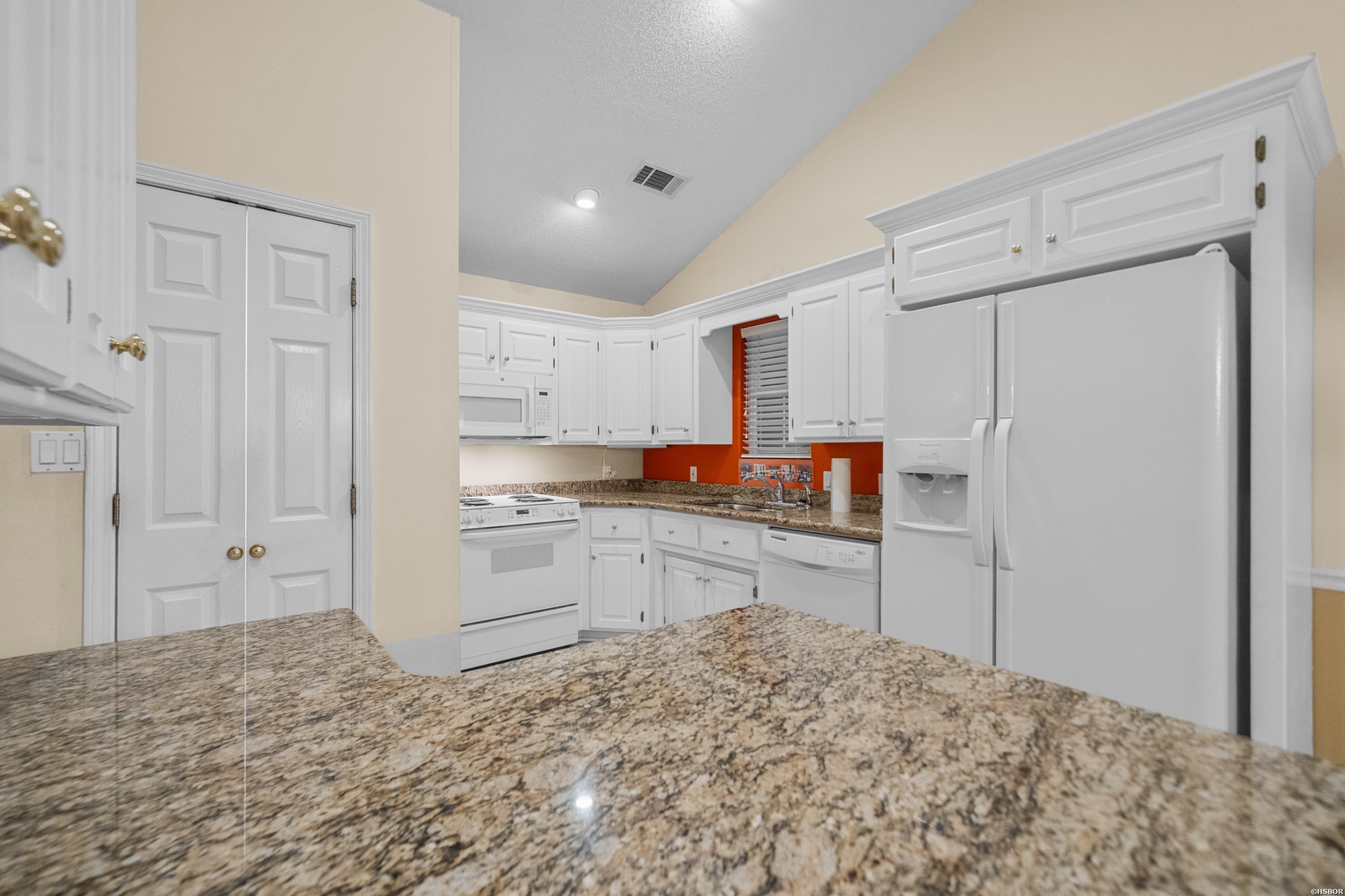 109 Ellis Court Property Photo 15