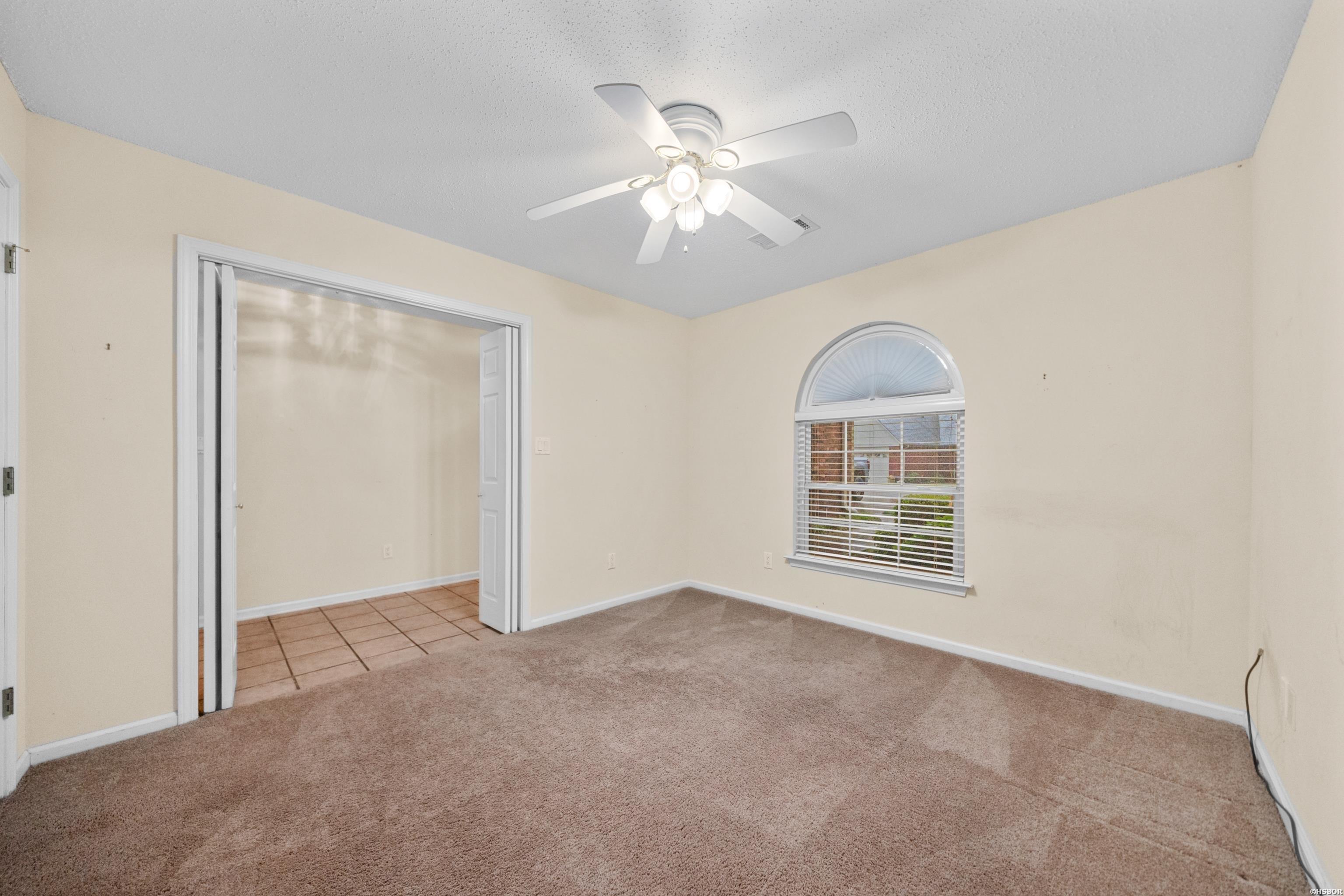 109 Ellis Court Property Photo 25