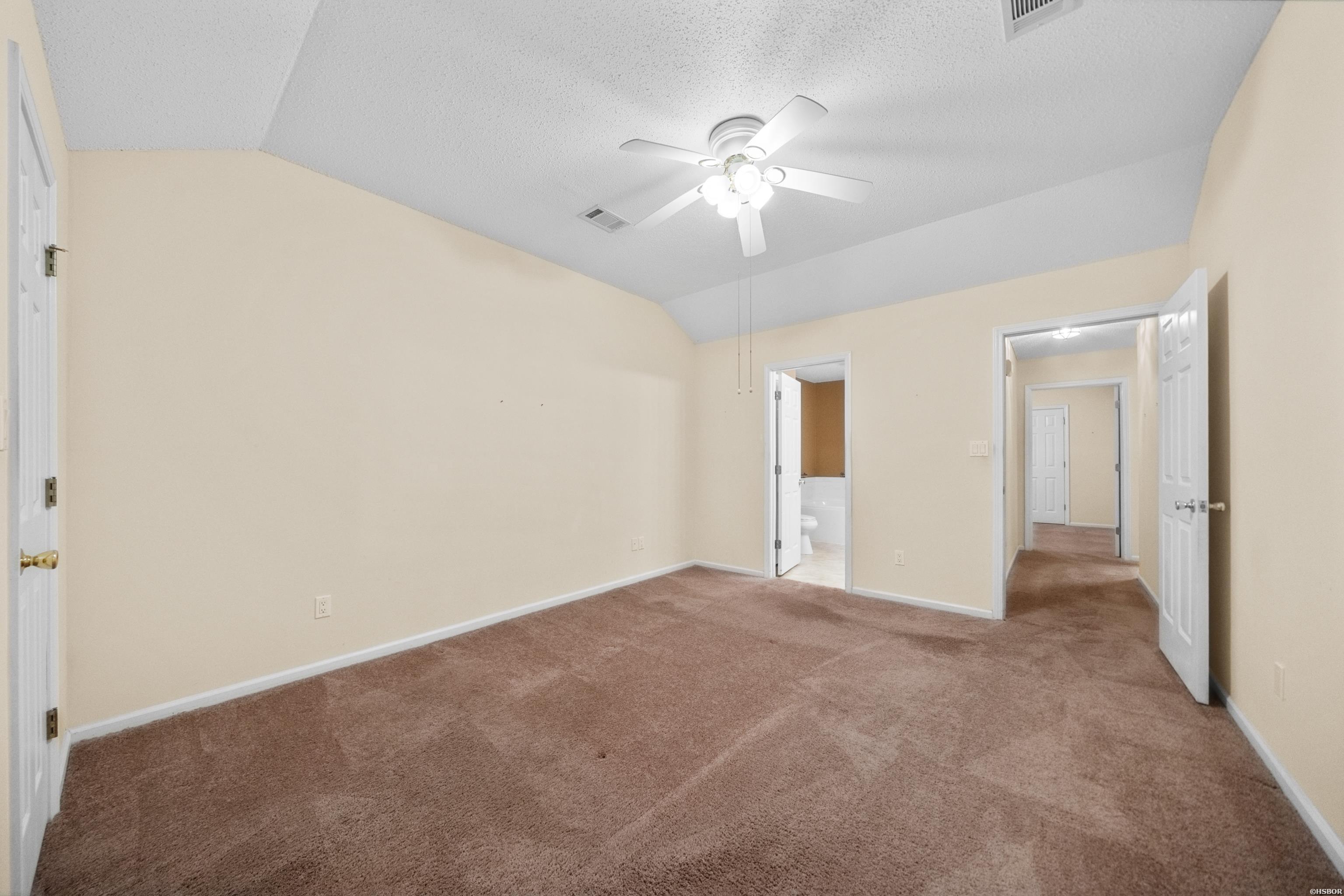109 Ellis Court Property Photo 28