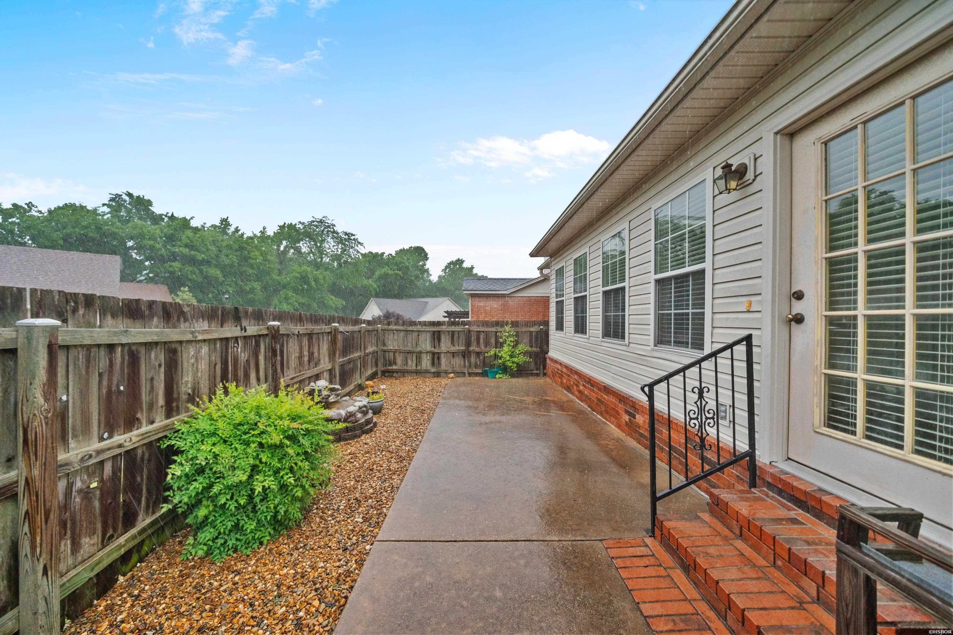 109 Ellis Court Property Photo 40