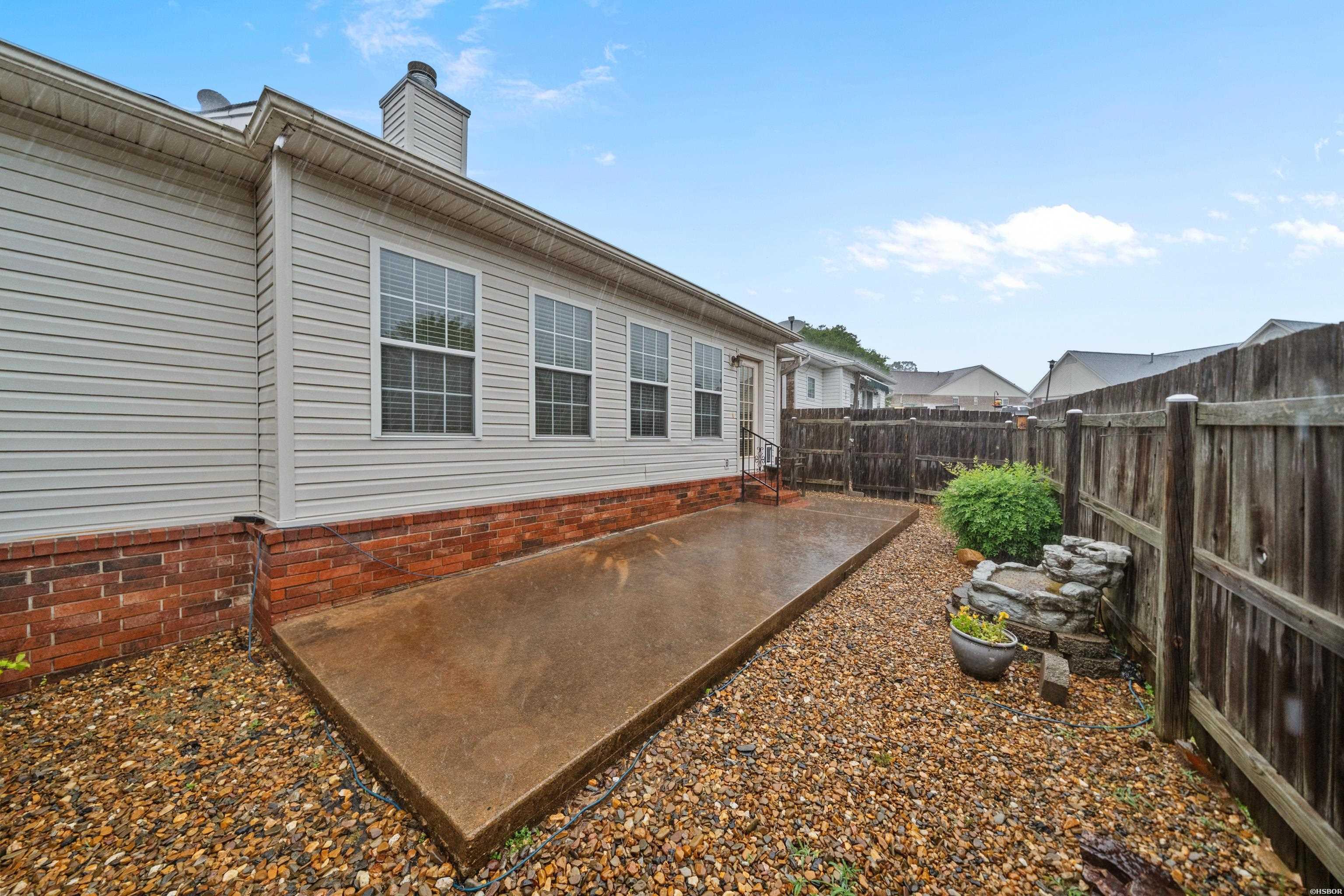 109 Ellis Court Property Photo 41