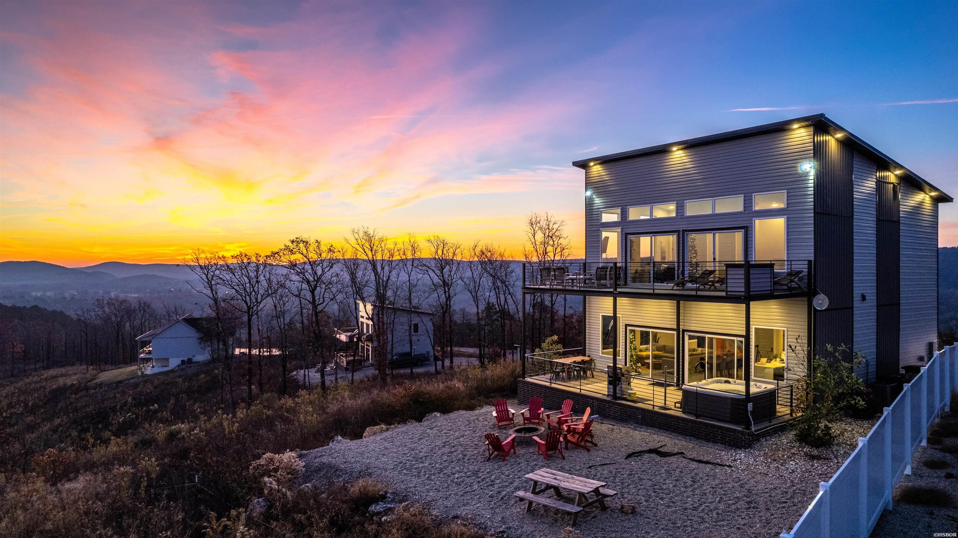 117 E Riante Trail Property Photo 2