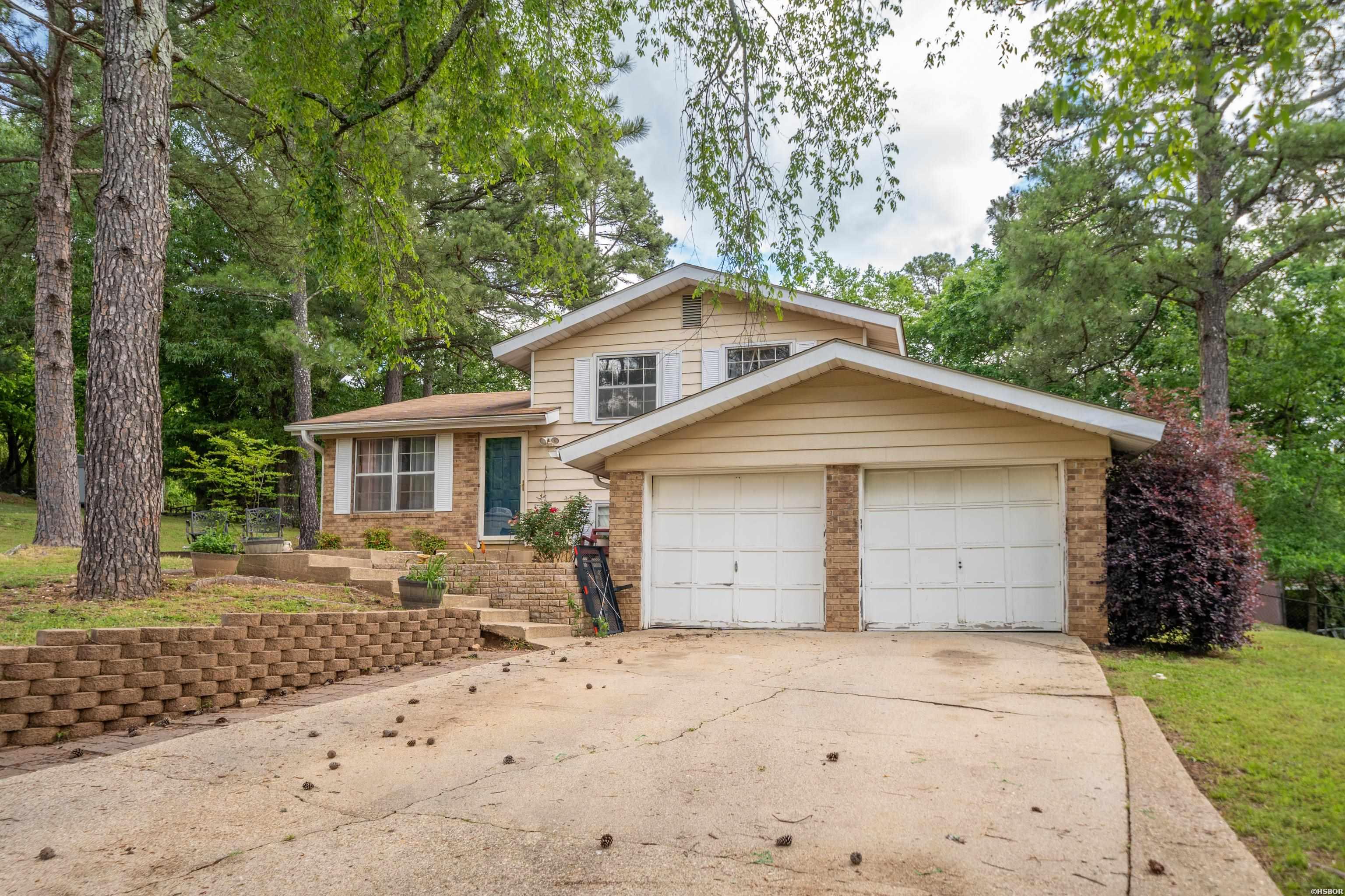 106 GARETH Court Property Photo 1