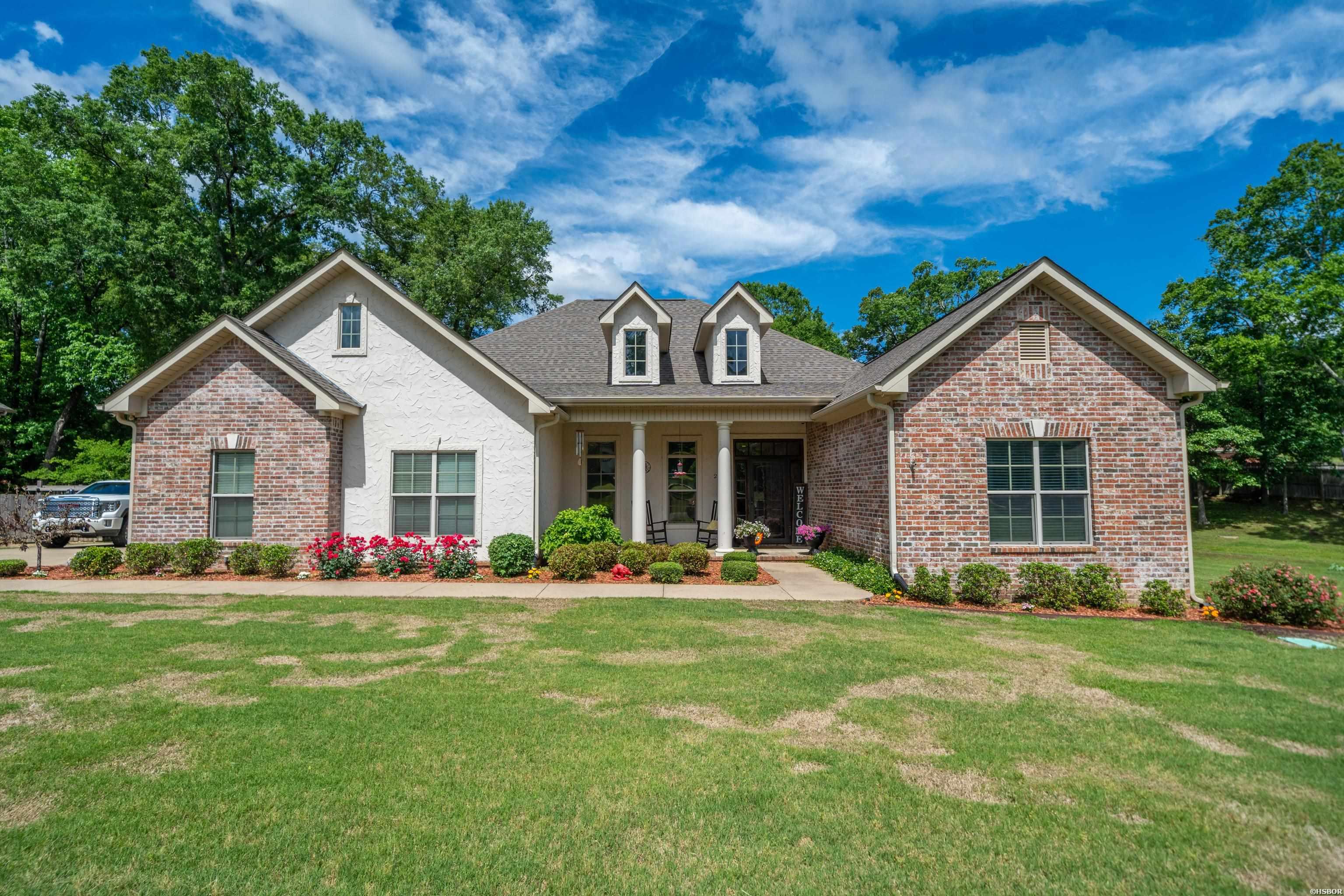 253 HIGH MEADOW Loop Property Photo 1
