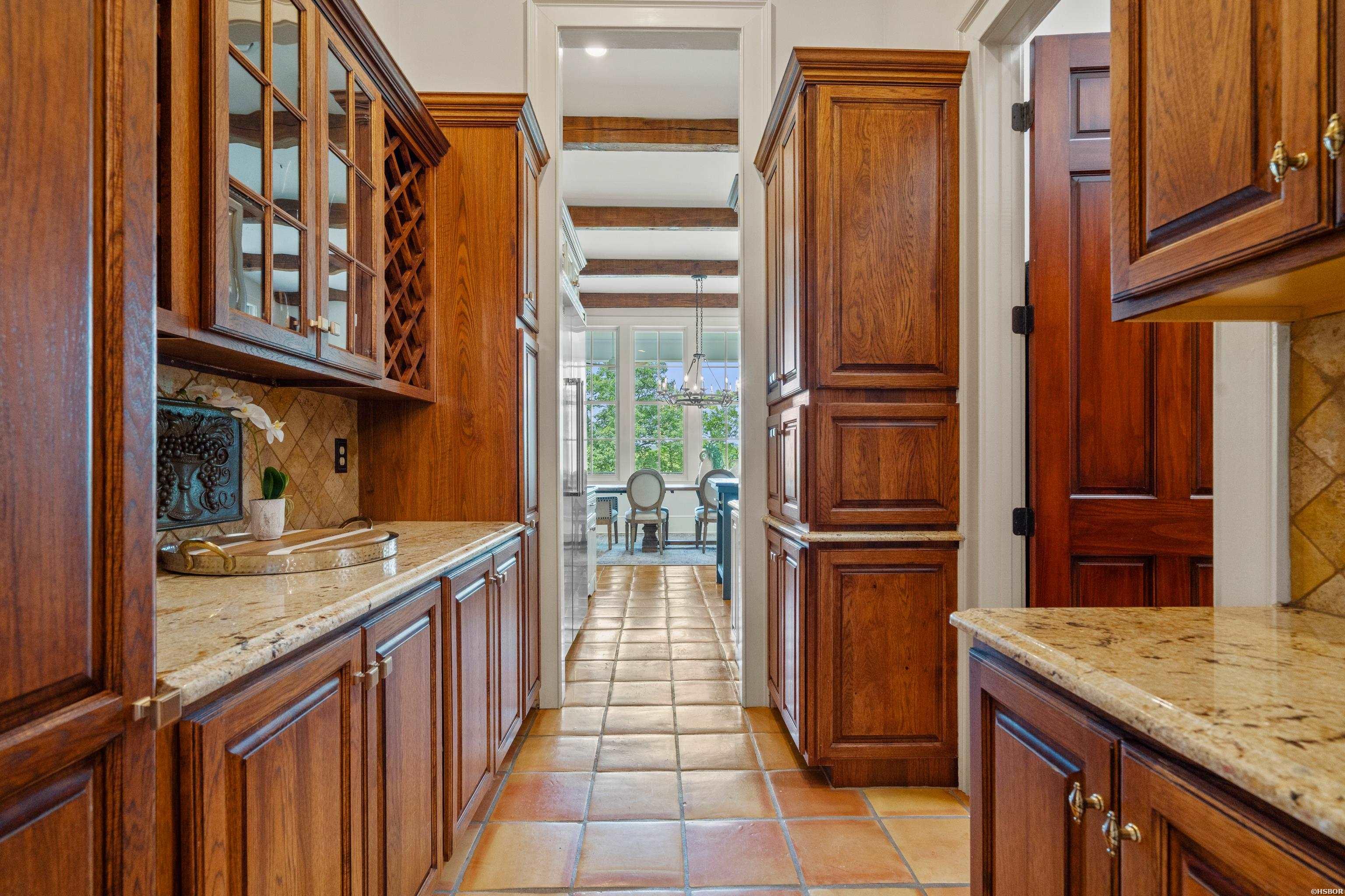 498 Lantern Terrace Property Photo 10