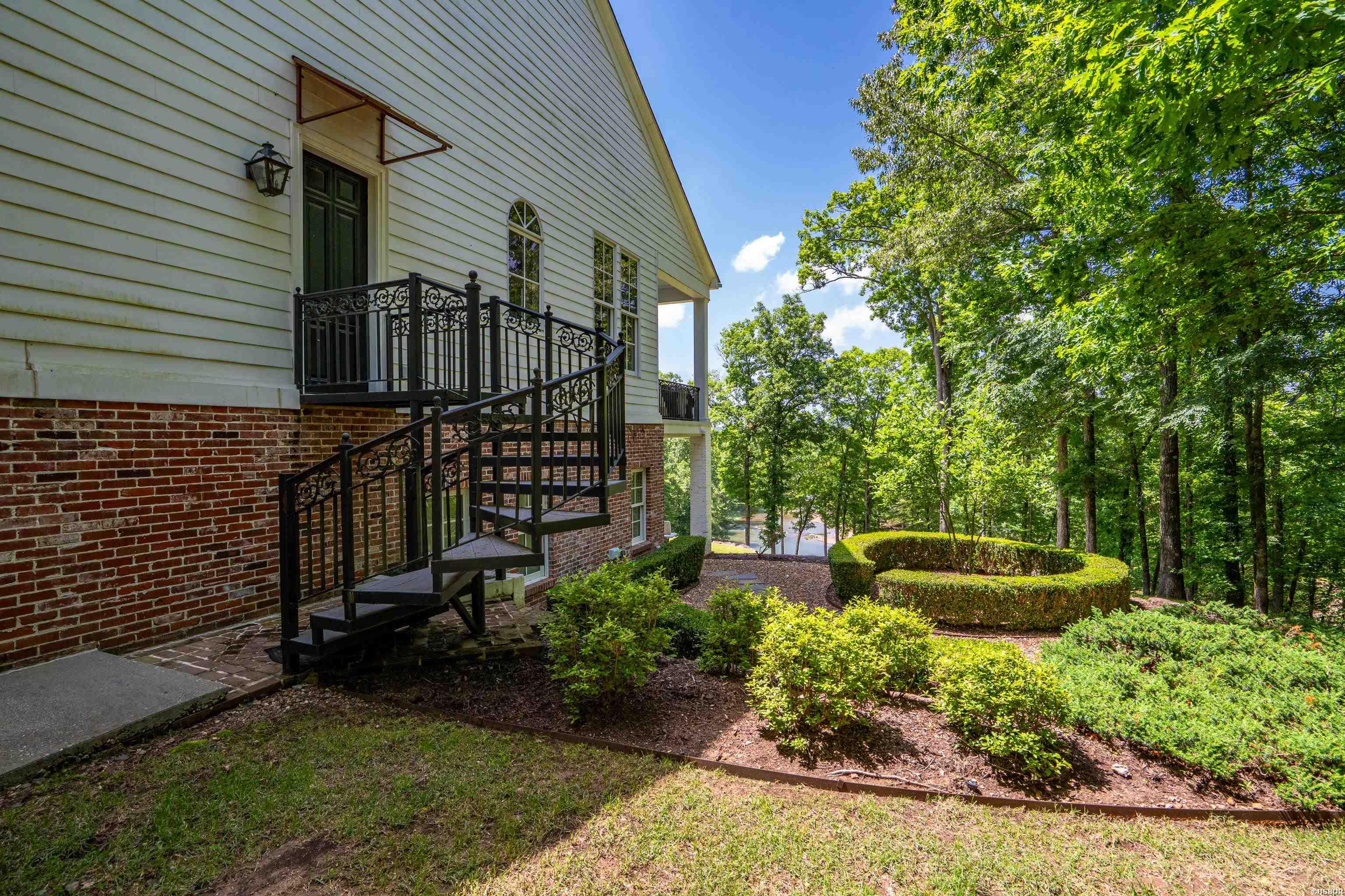 498 Lantern Terrace Property Photo 43