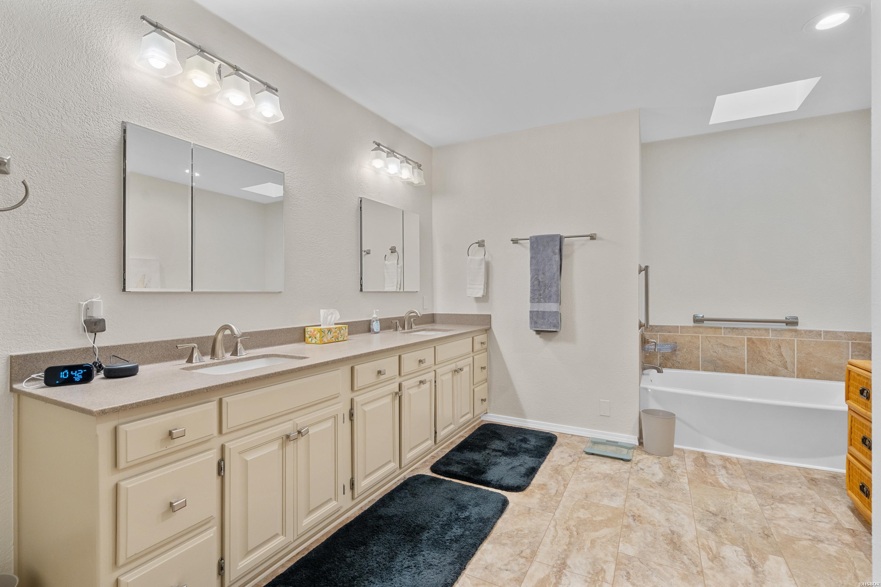 18 Escondite Lane Property Photo 19