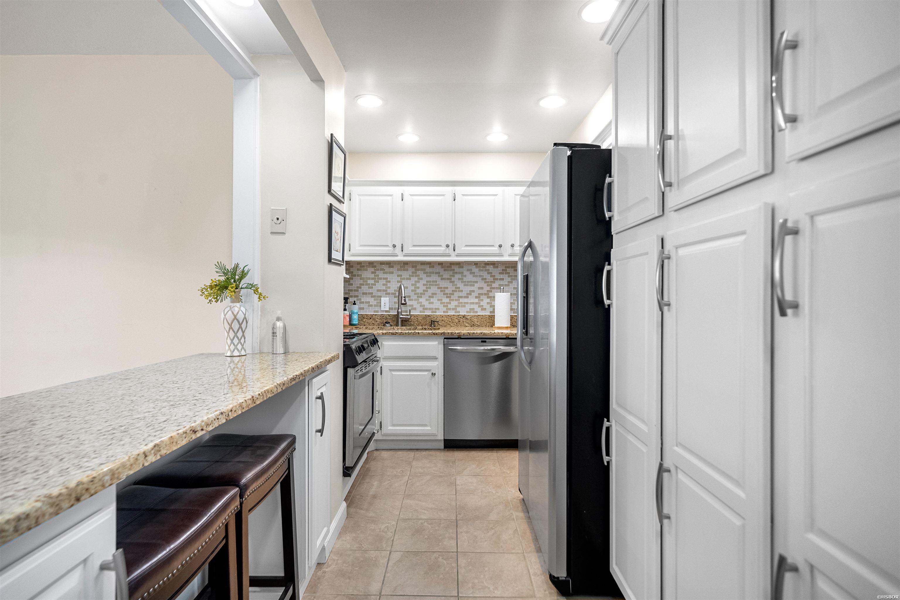 740 Weston Road Property Photo 23