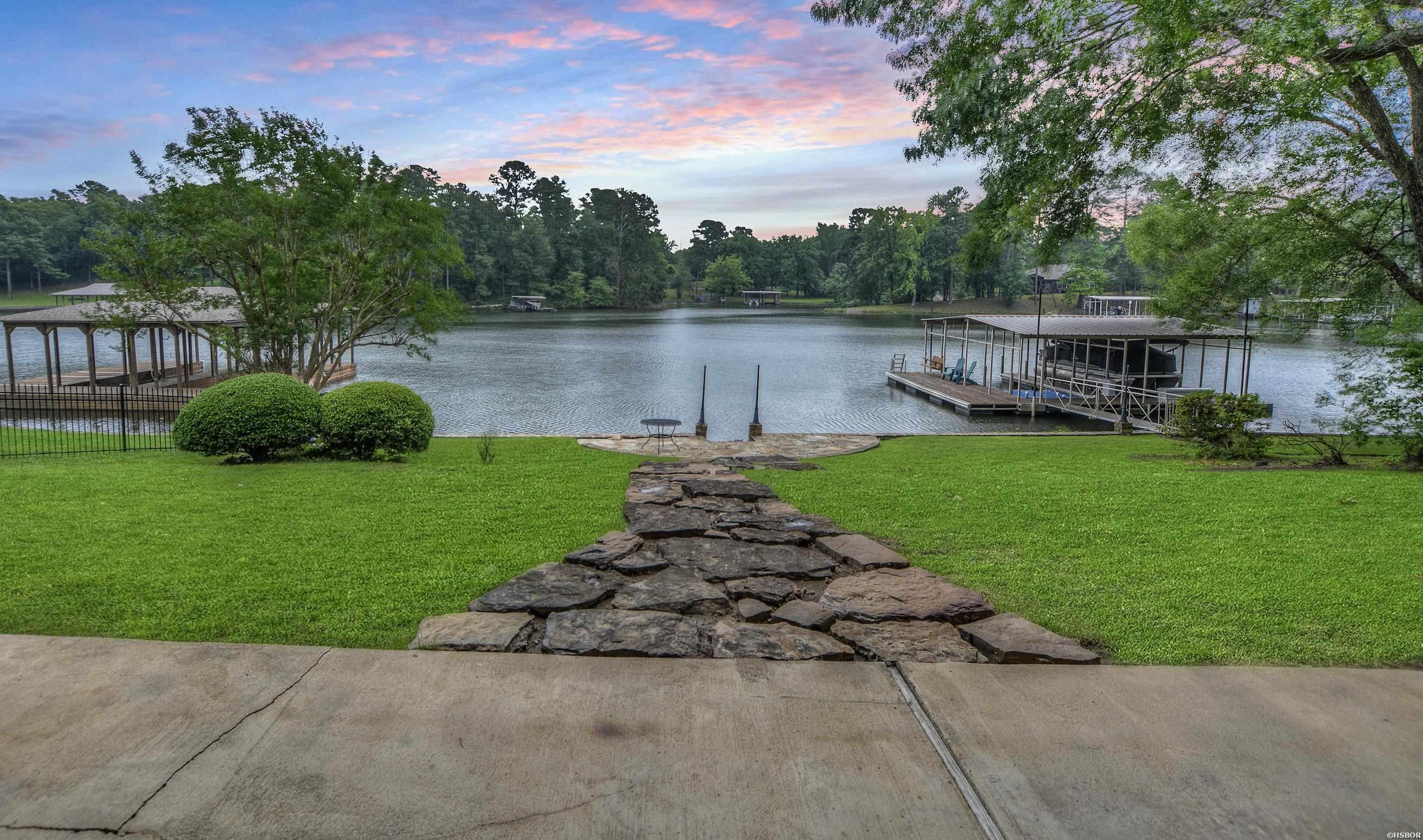 42 Stonegate Shores Drive Property Photo 7