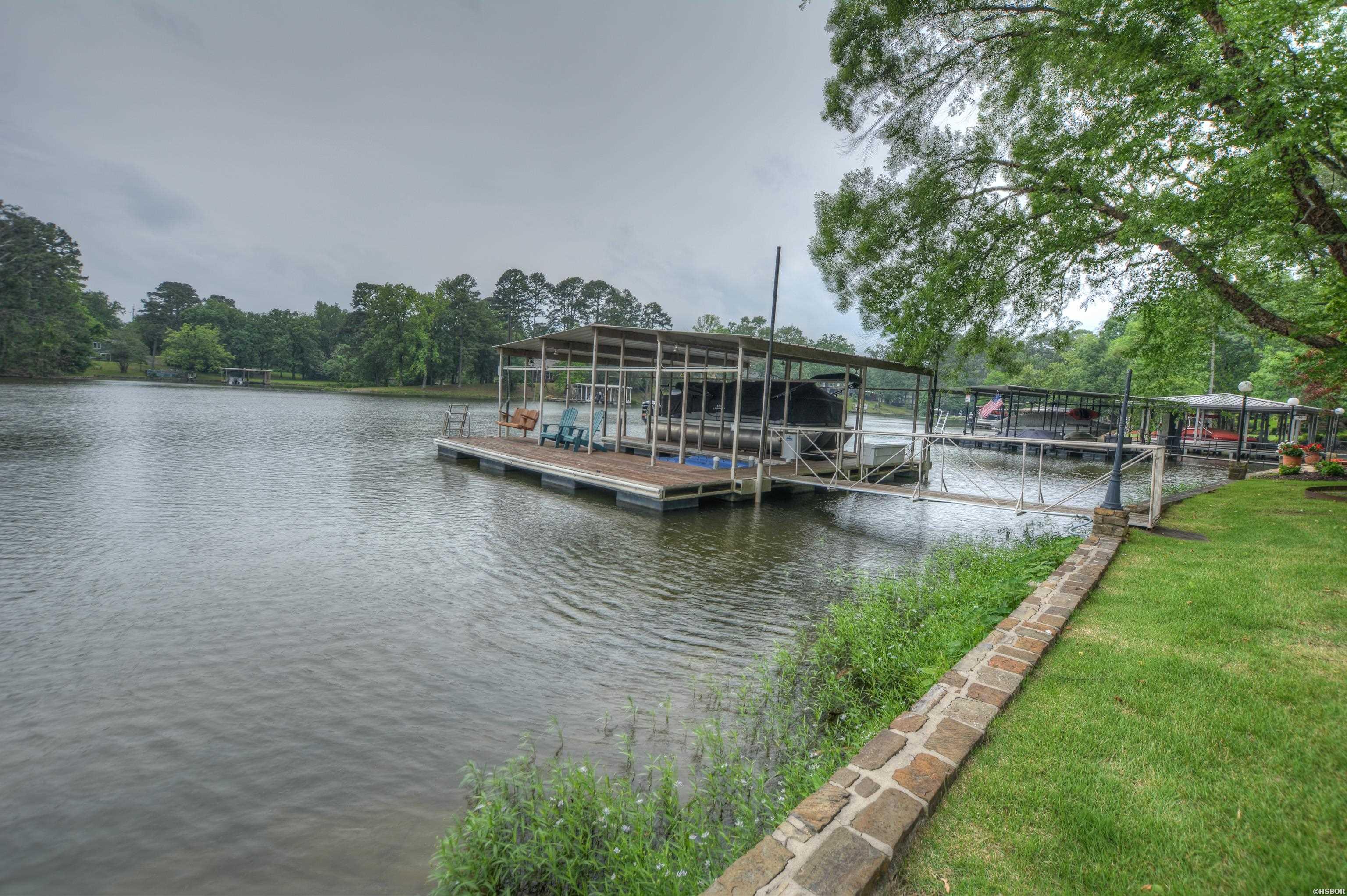 42 Stonegate Shores Drive Property Photo 9