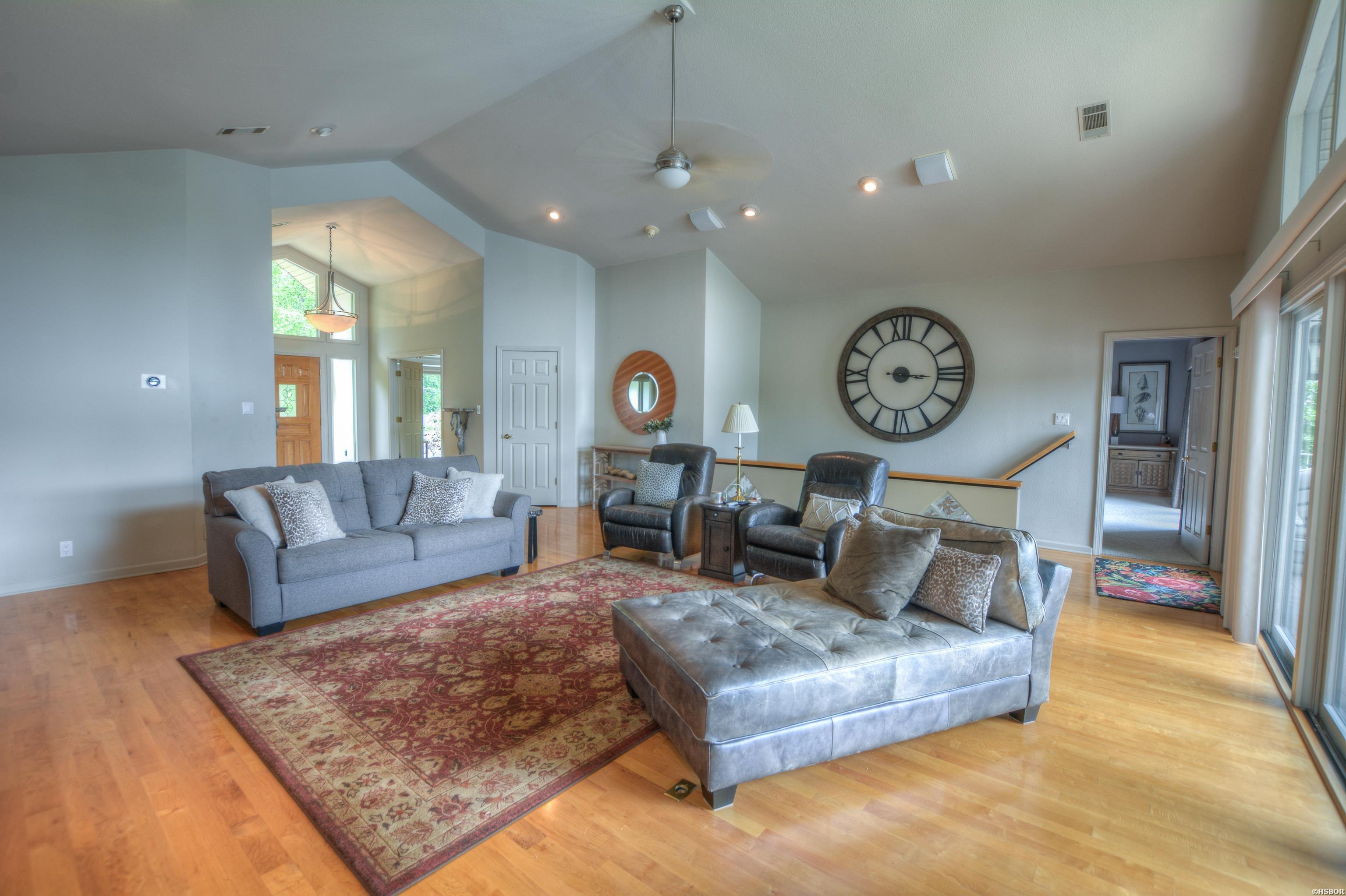 42 Stonegate Shores Drive Property Photo 11