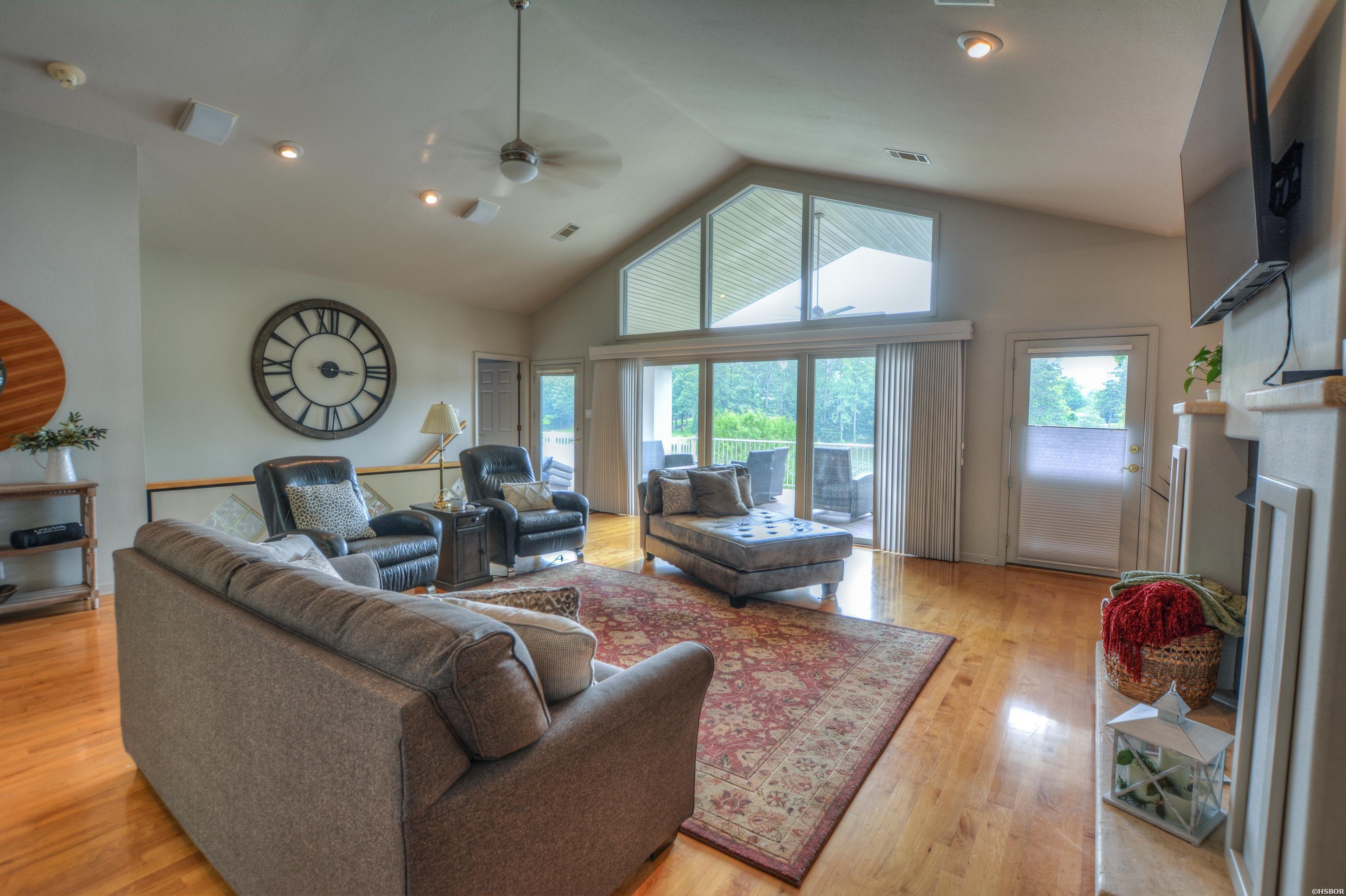 42 Stonegate Shores Drive Property Photo 12