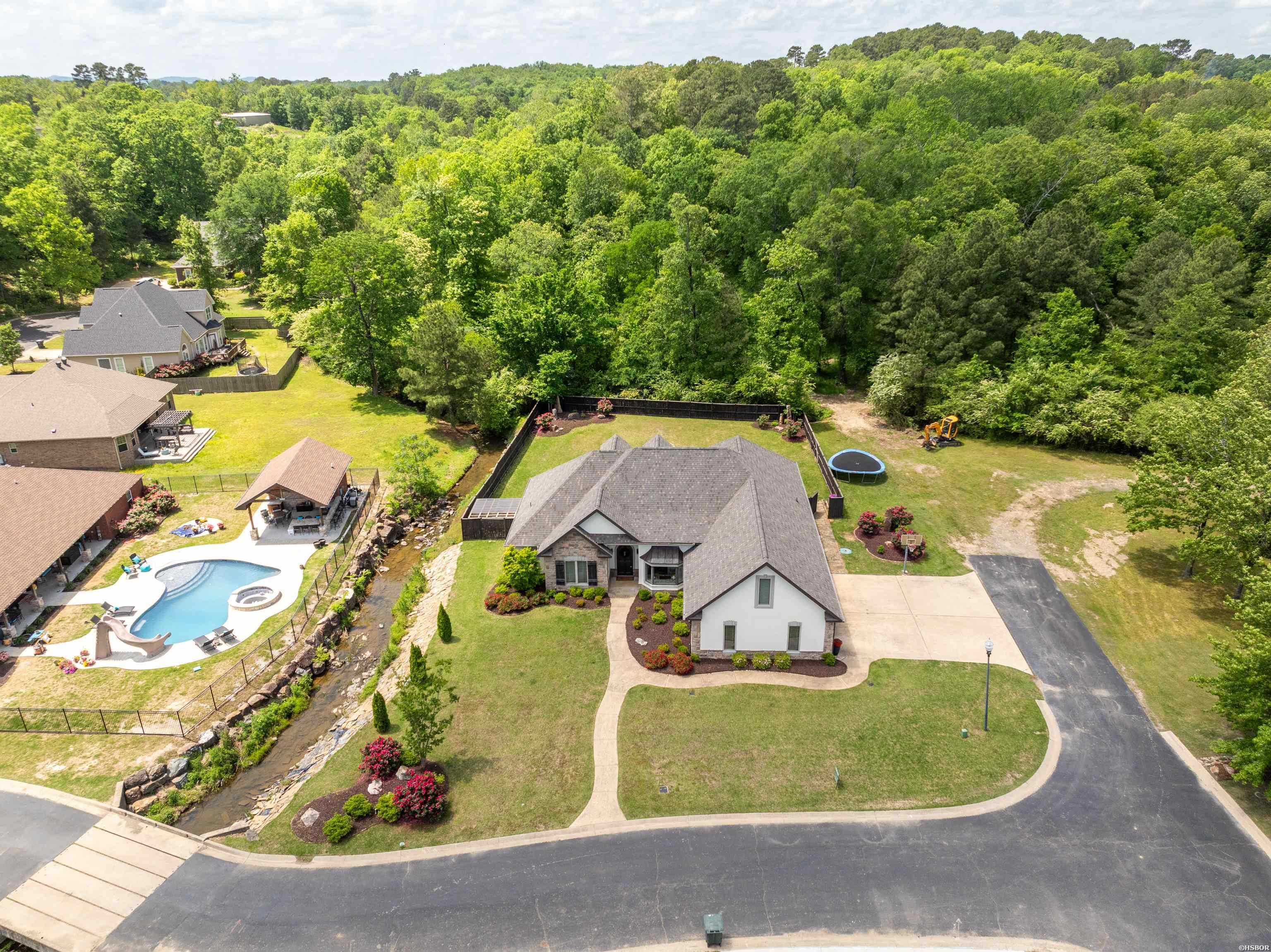 323 HUNTERSCOVE Drive
