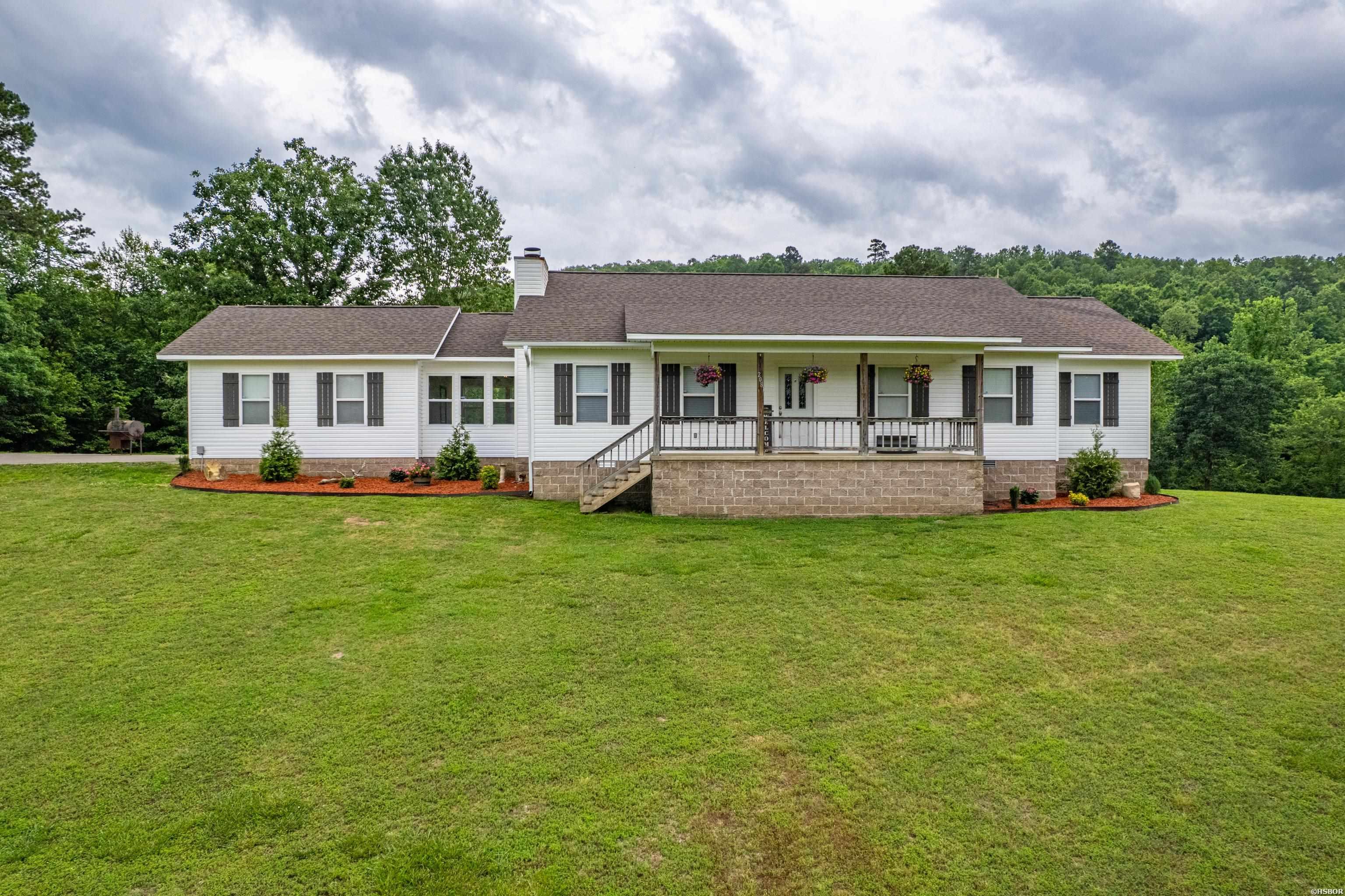 2081 N Hwy 171 Property Photo 1