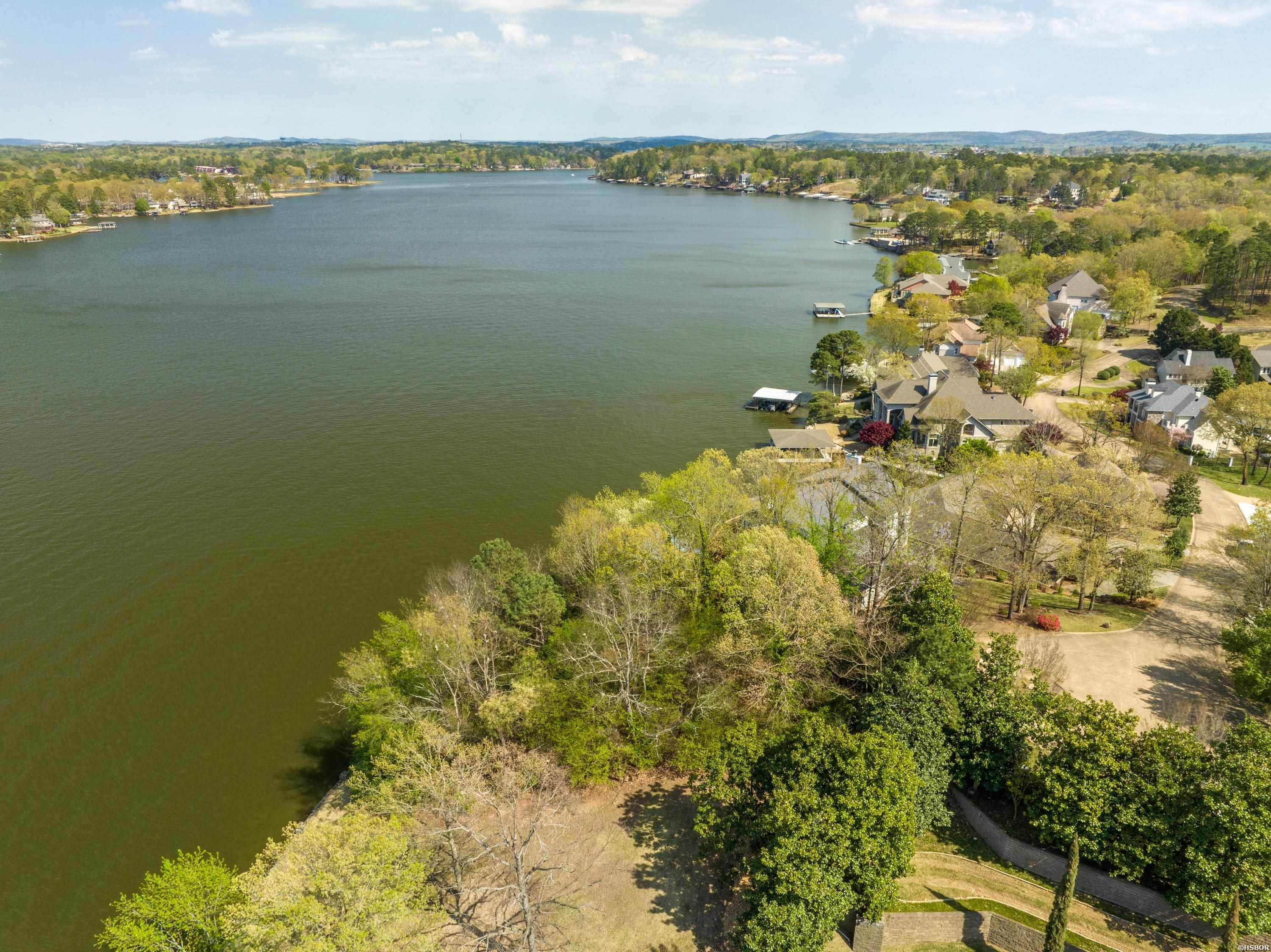 000 Osprey Point Property Photo 3