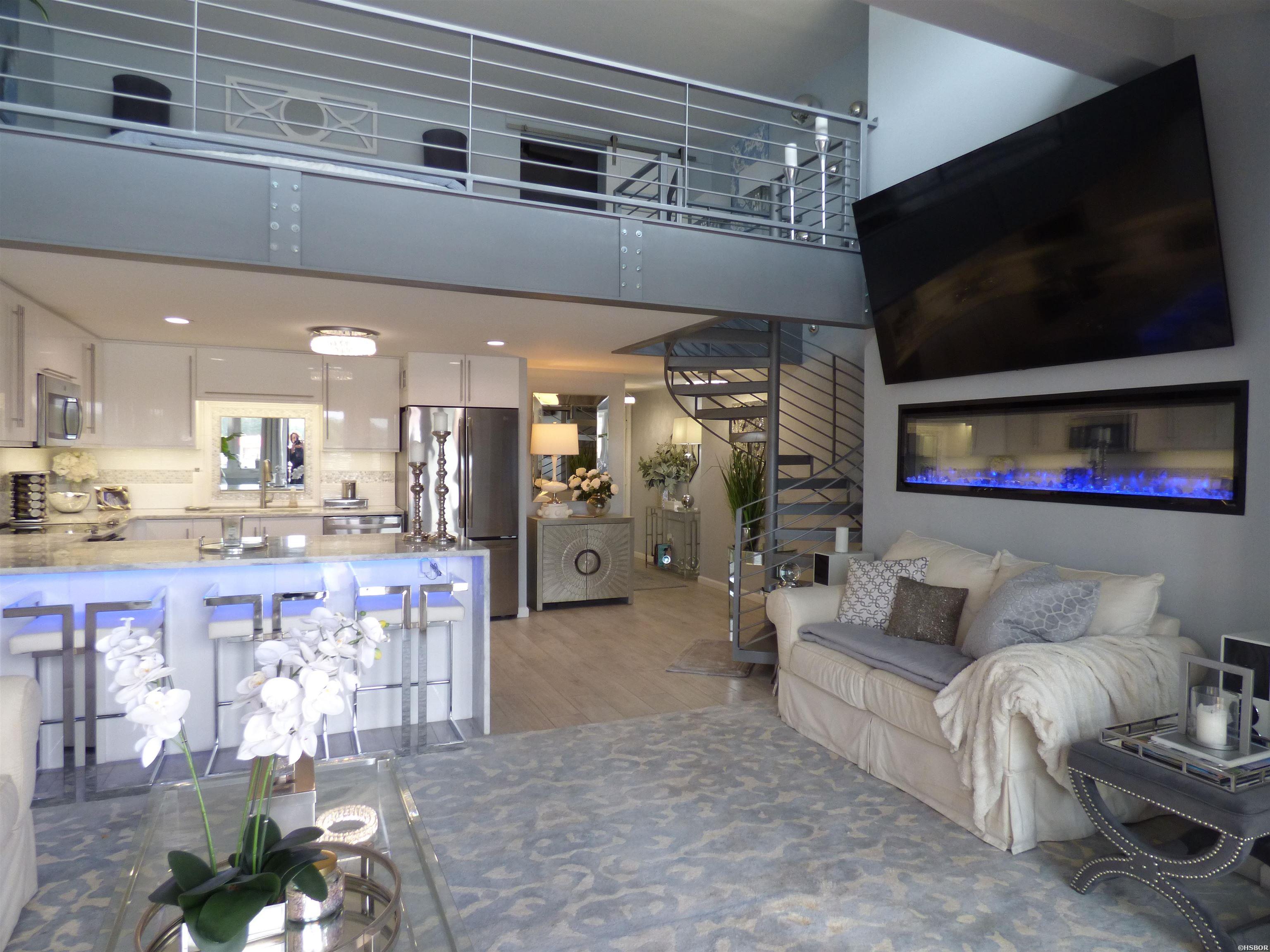 142 Lake Hamilton Drive Property Photo 2