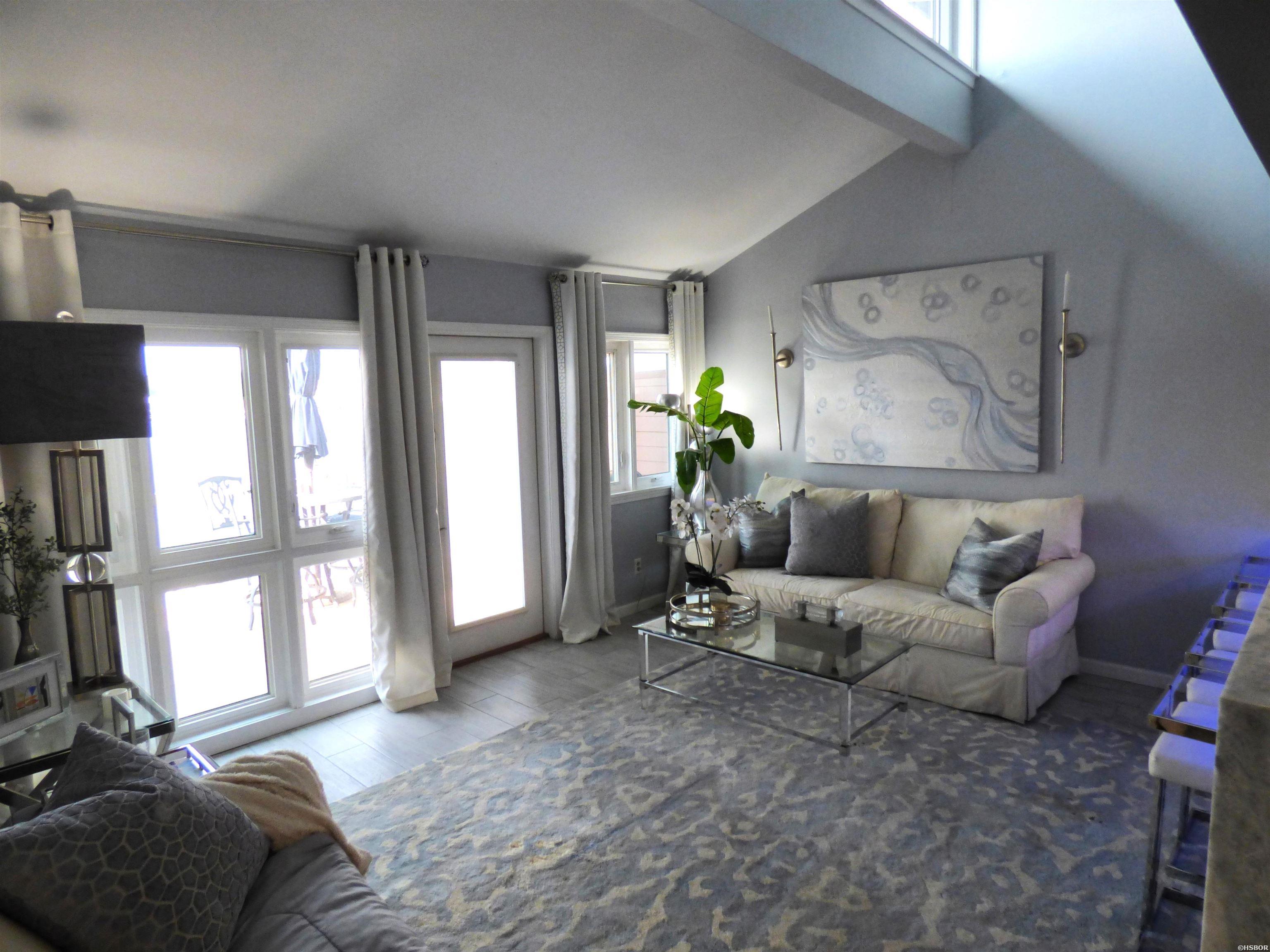 142 Lake Hamilton Drive Property Photo 5