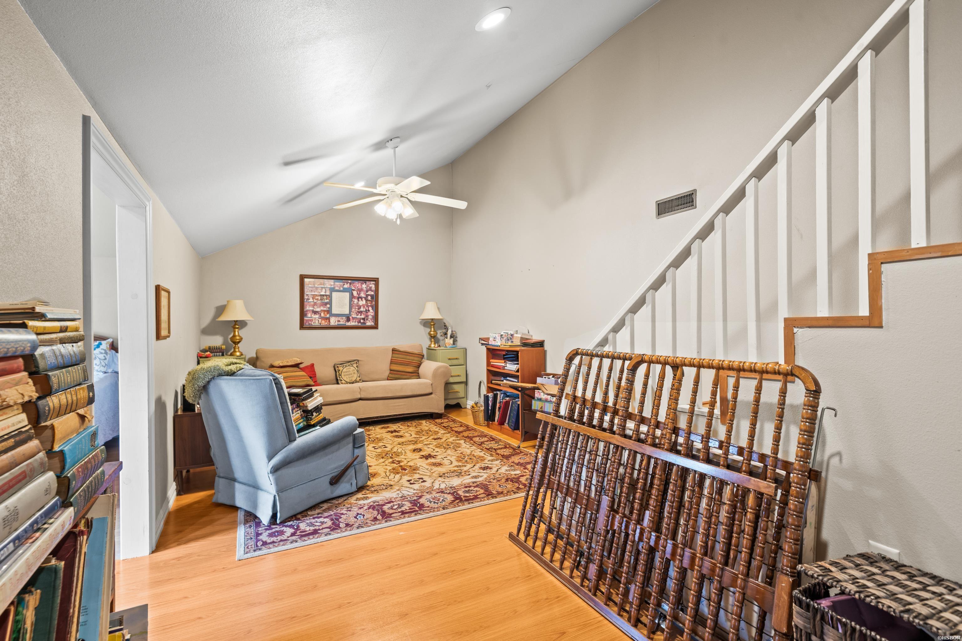 206 Brown Property Photo 17