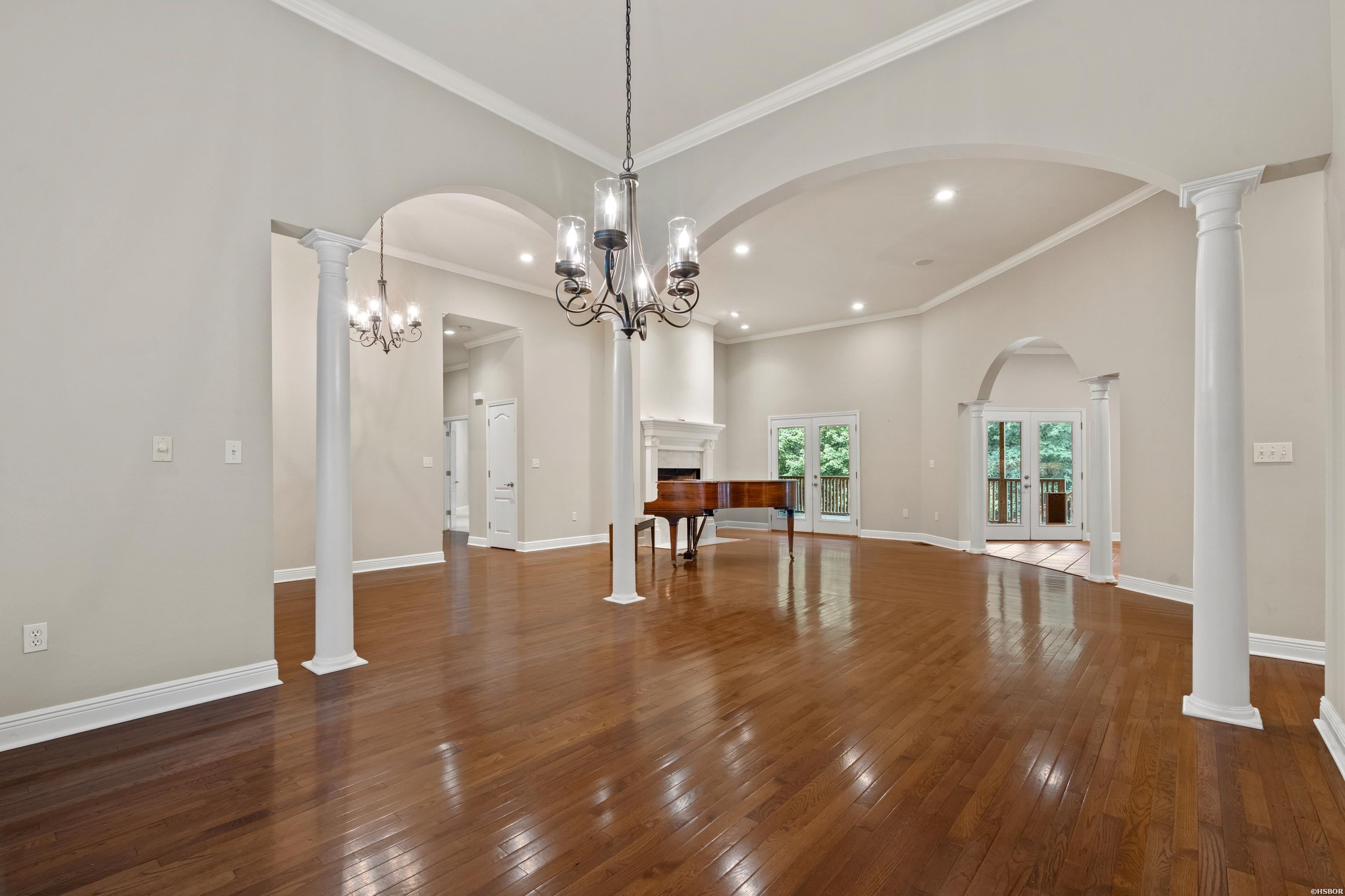 185 Hillside Place Property Photo 8