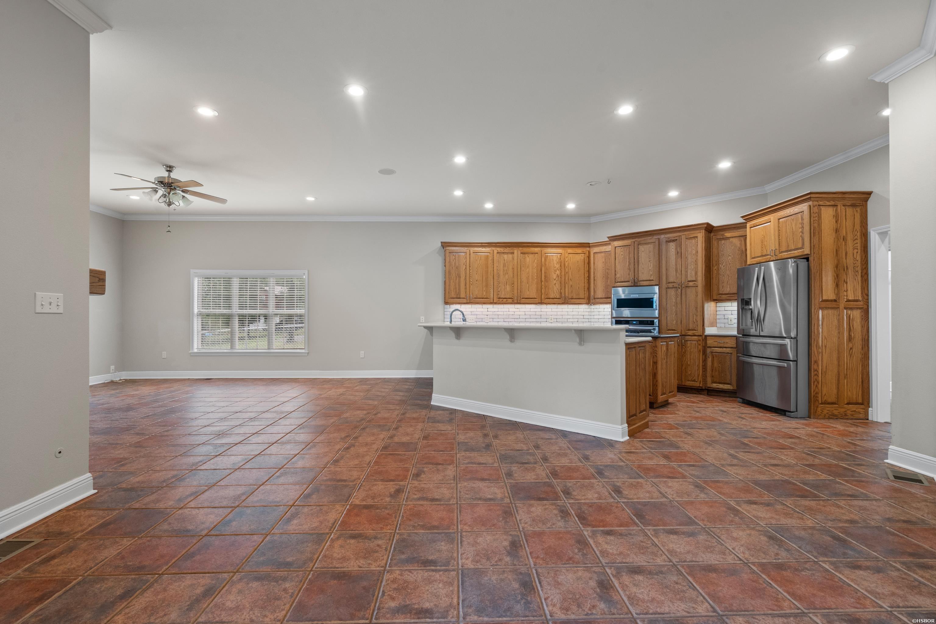 185 Hillside Place Property Photo 12