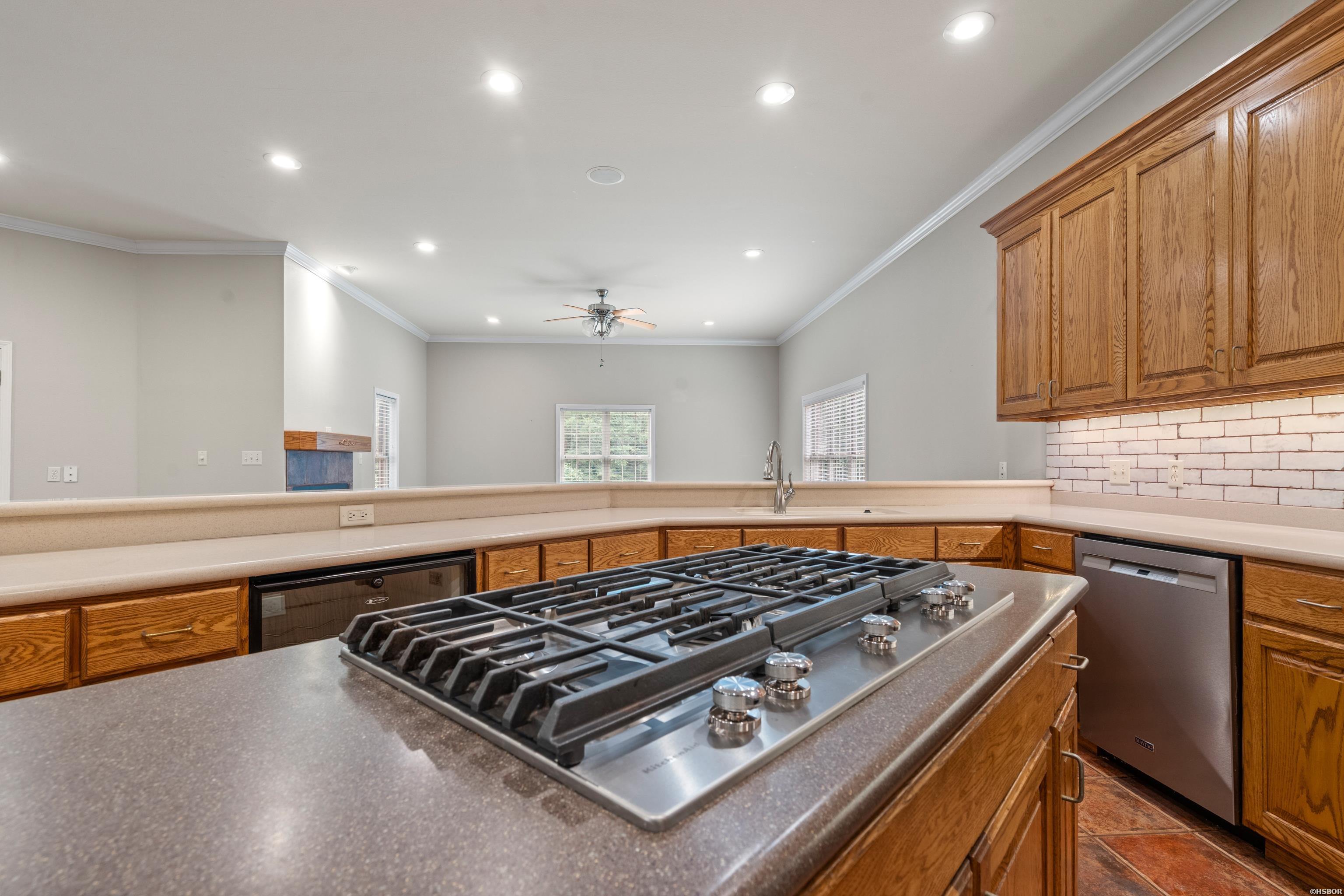 185 Hillside Place Property Photo 14