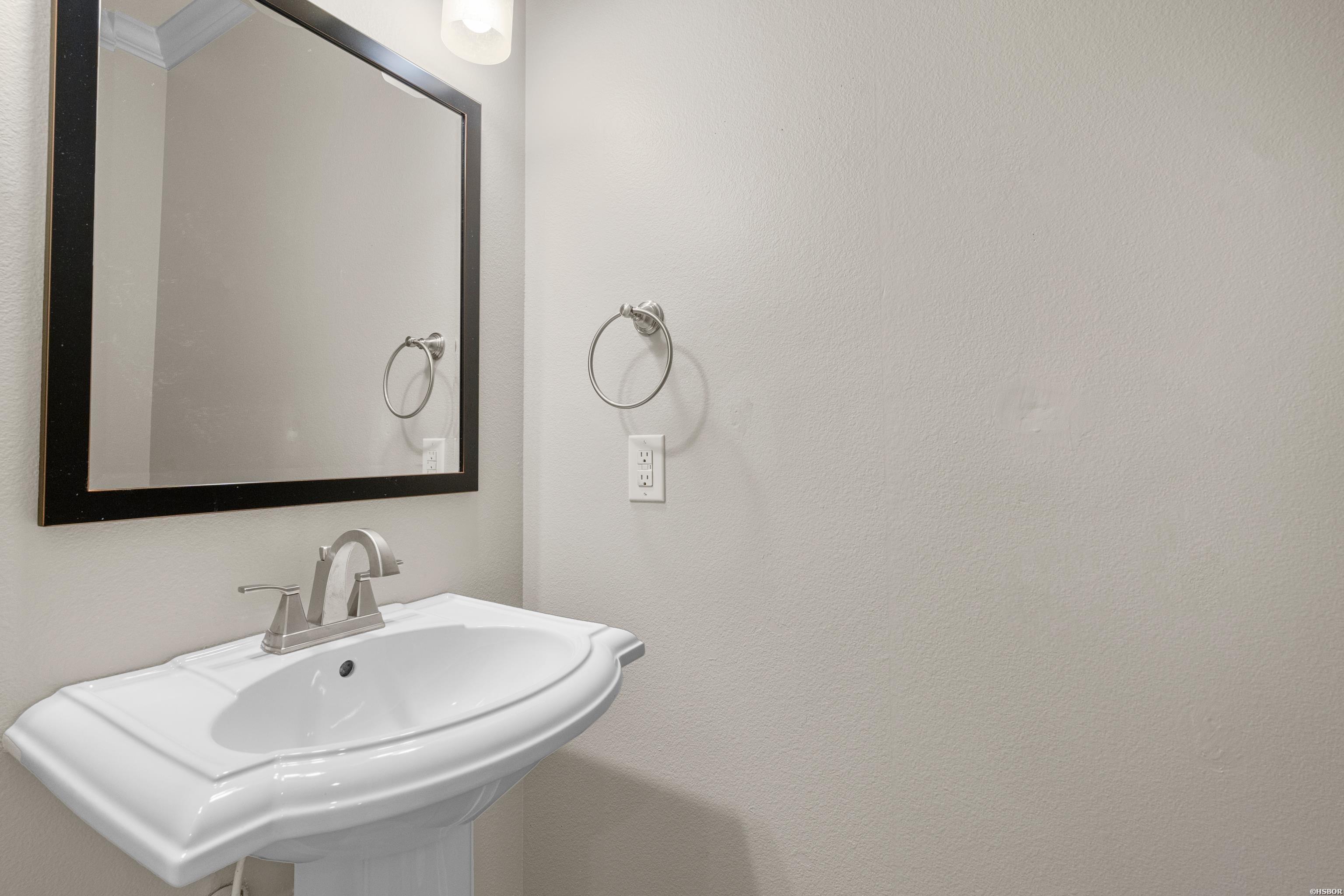 185 Hillside Place Property Photo 31