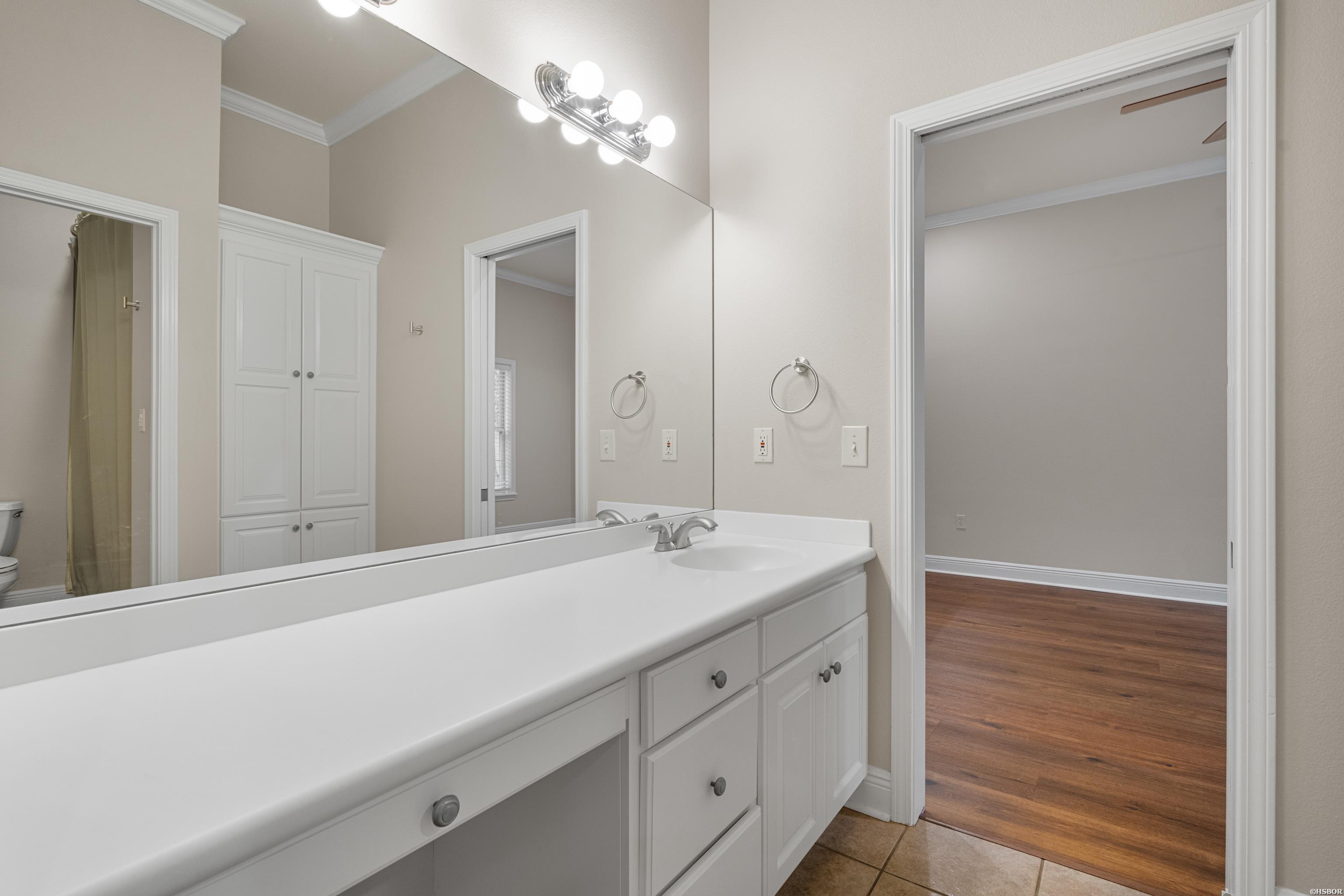 185 Hillside Place Property Photo 34