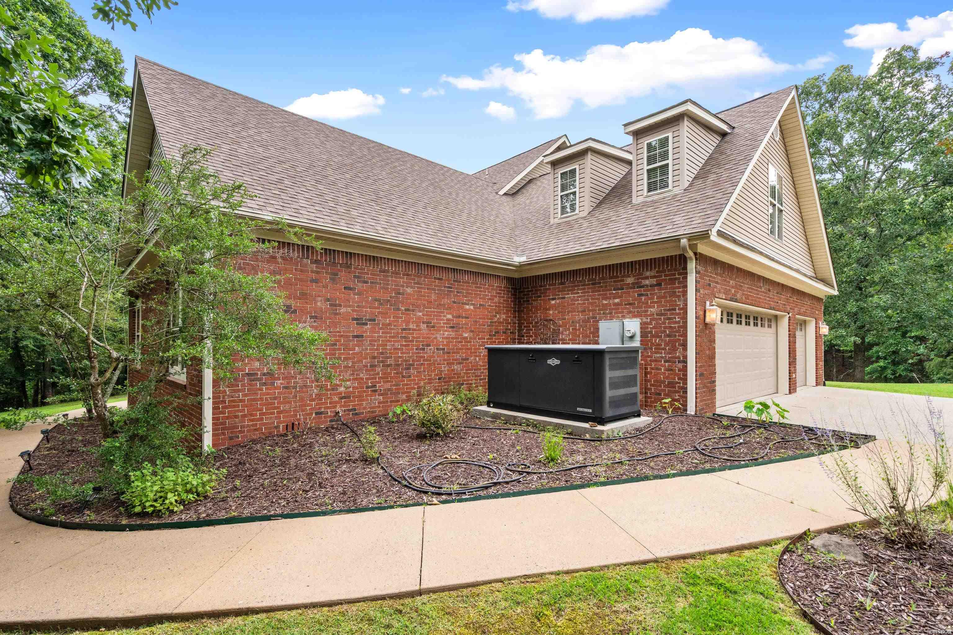 185 Hillside Place Property Photo 47