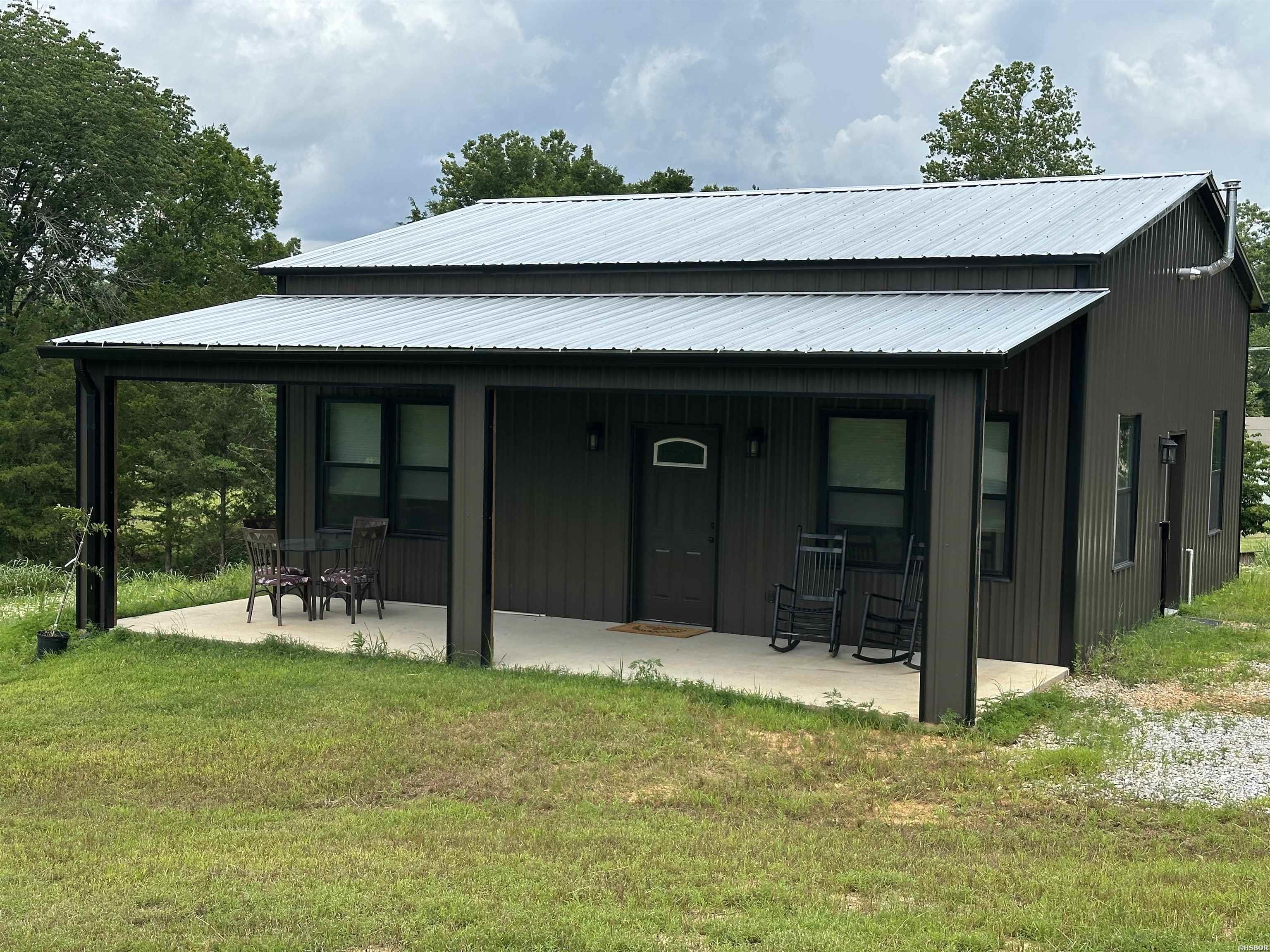 324 Quapaw Road Property Photo 1