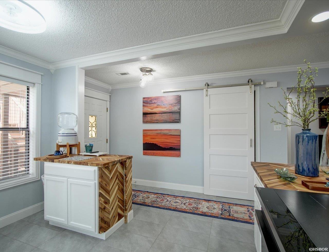 1412 Airport Road Property Photo 14