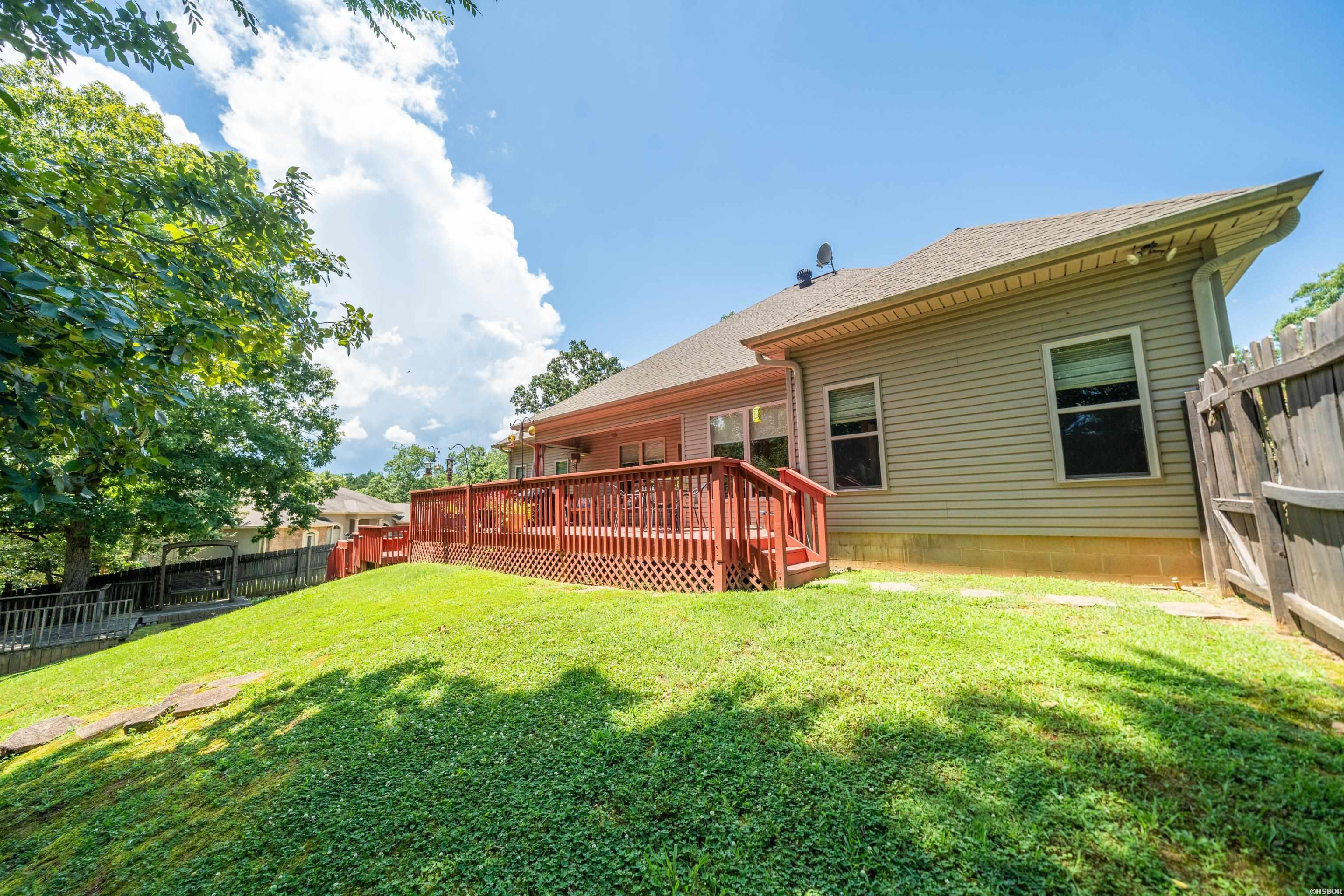 195 Windsong Bay Drive Property Photo 36