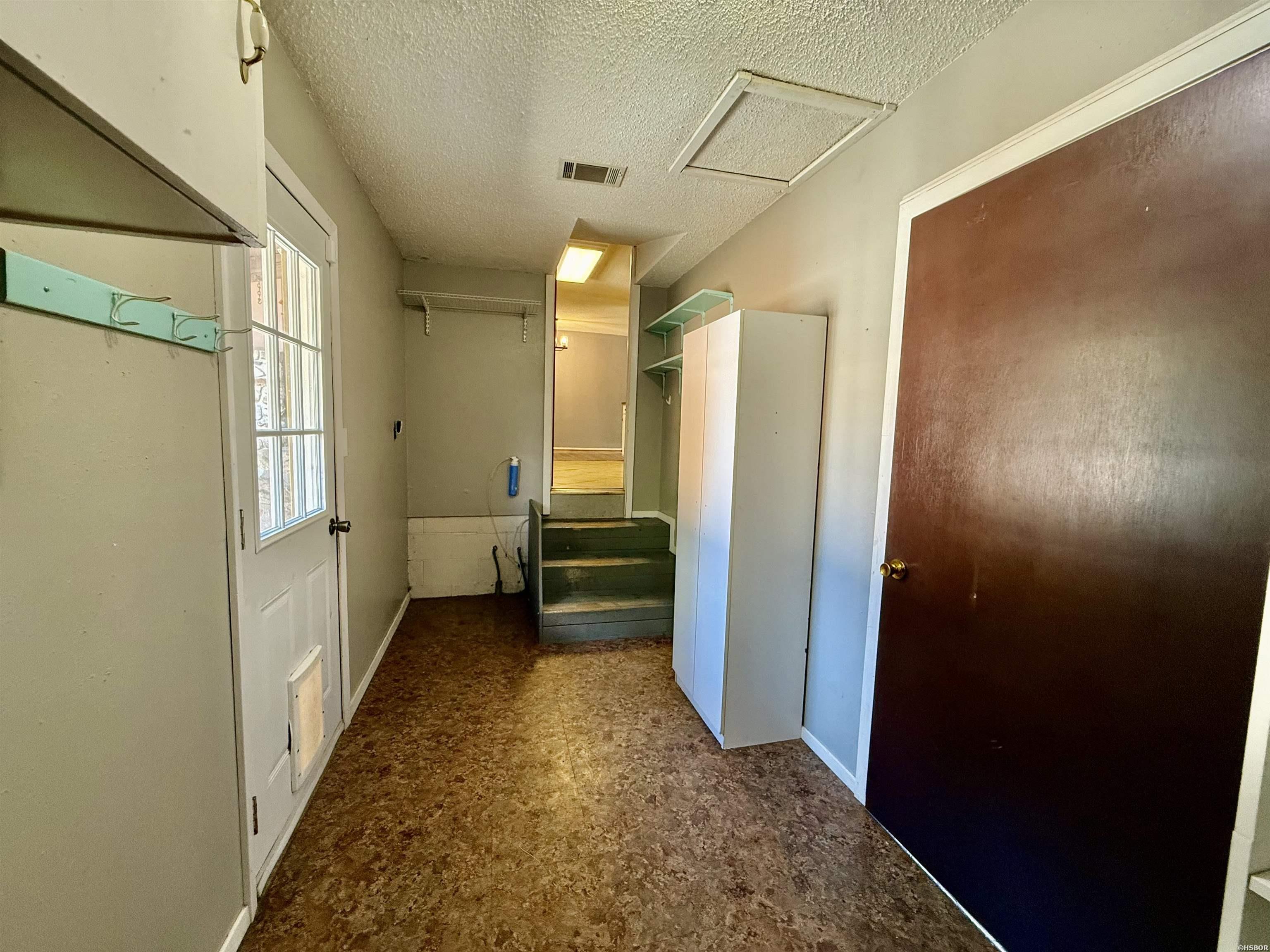 303 Cimmaron Street Property Photo 13