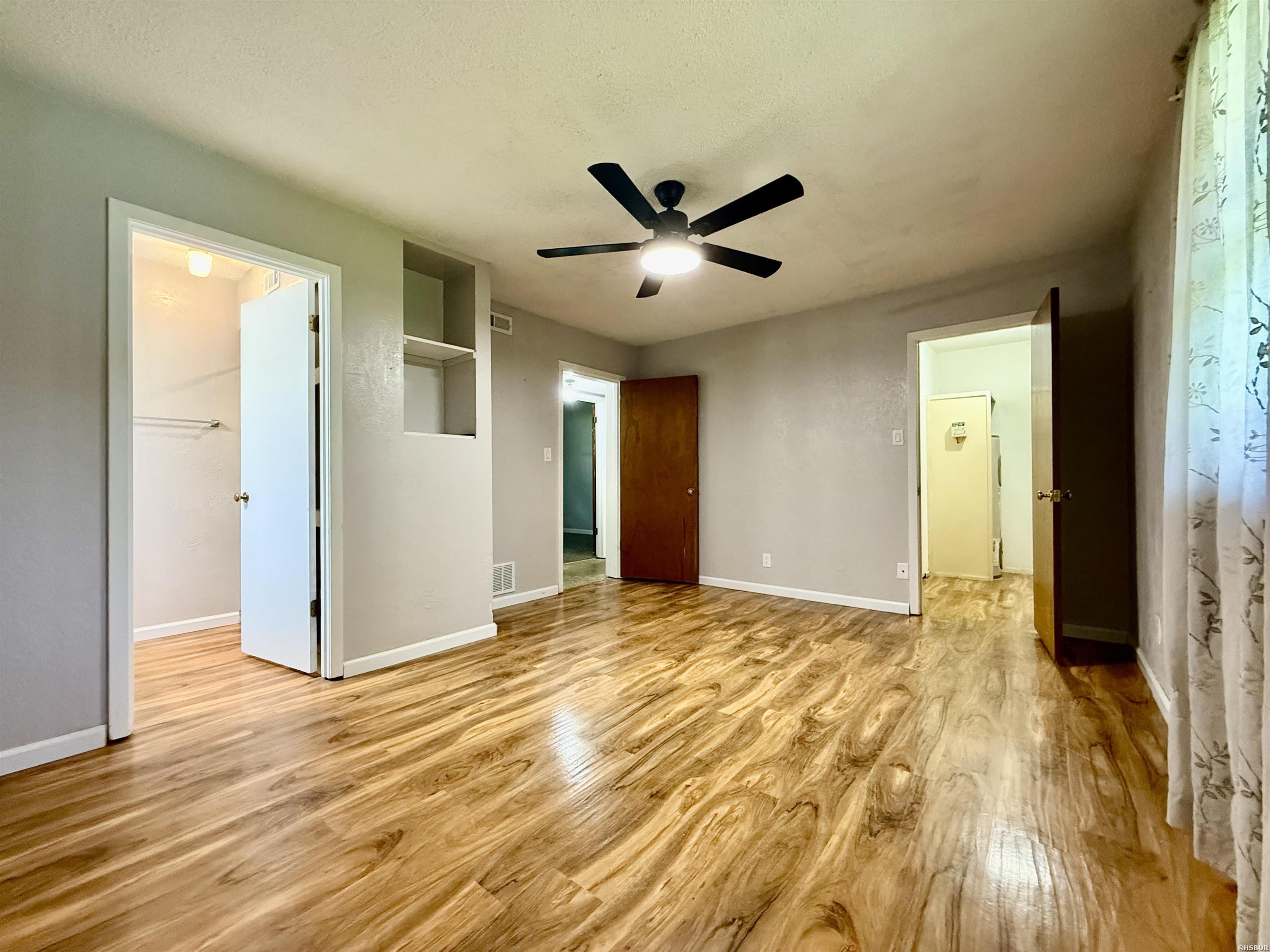 303 Cimmaron Street Property Photo 14
