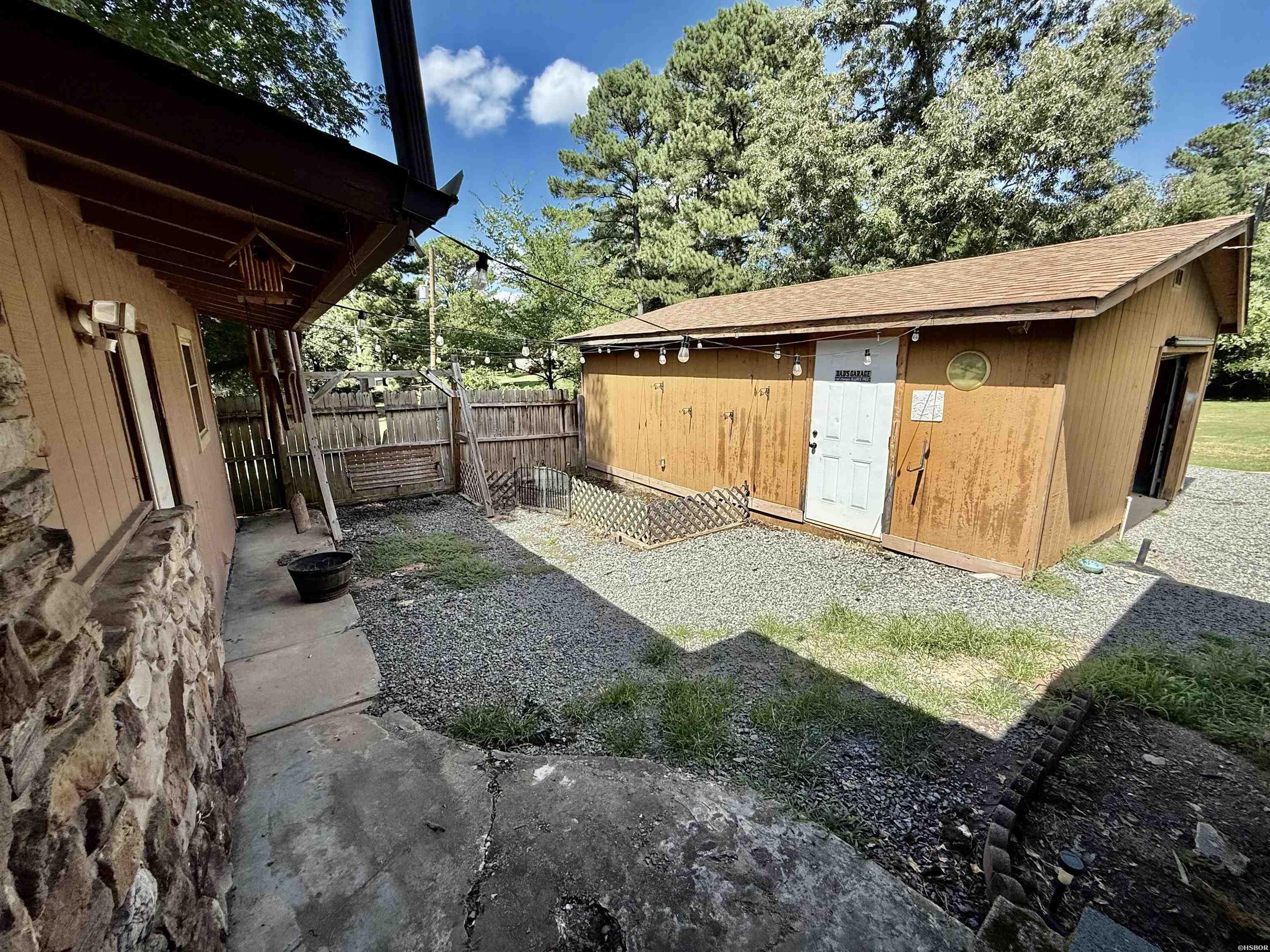 303 Cimmaron Street Property Photo 29