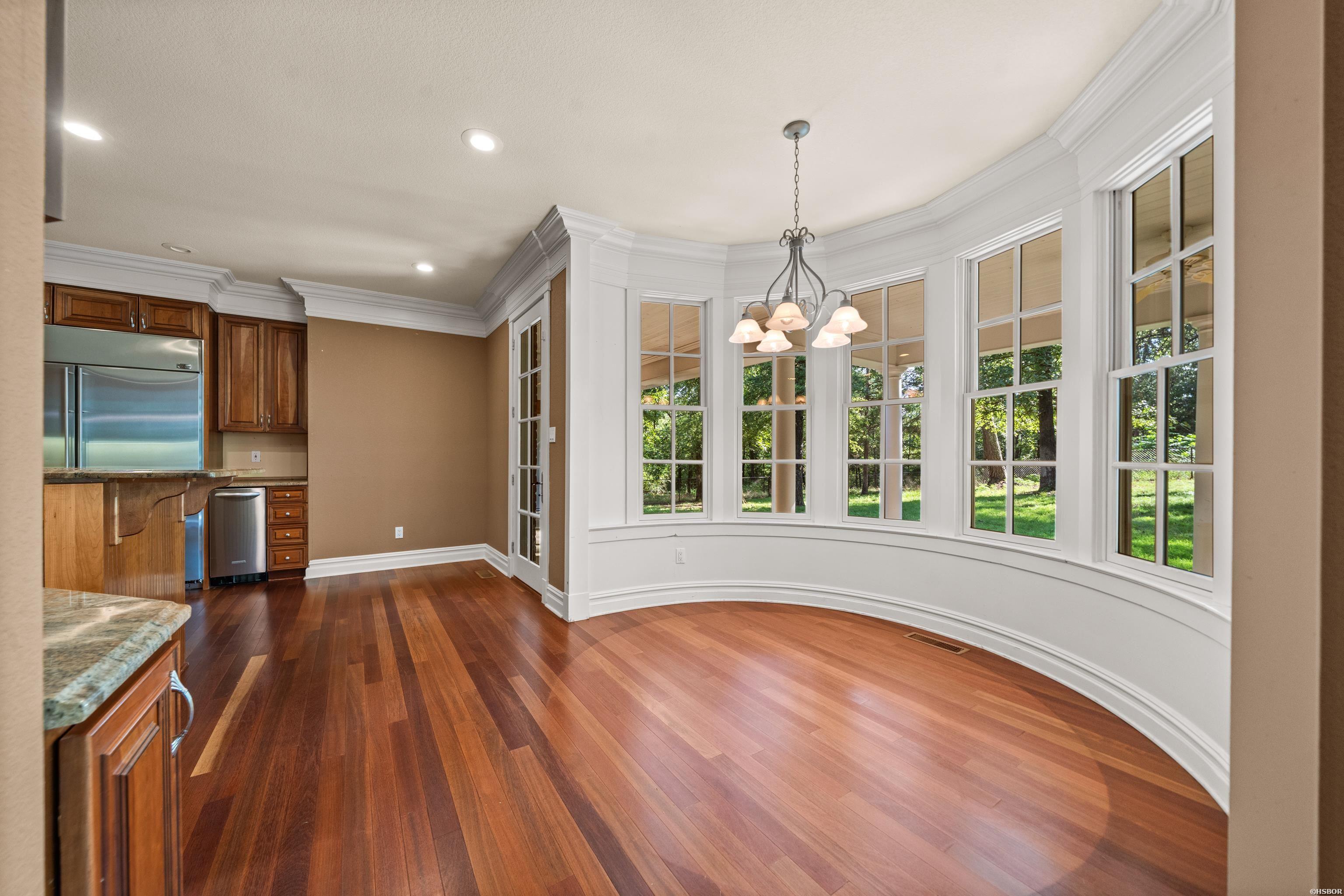 174 Fontana Property Photo 17