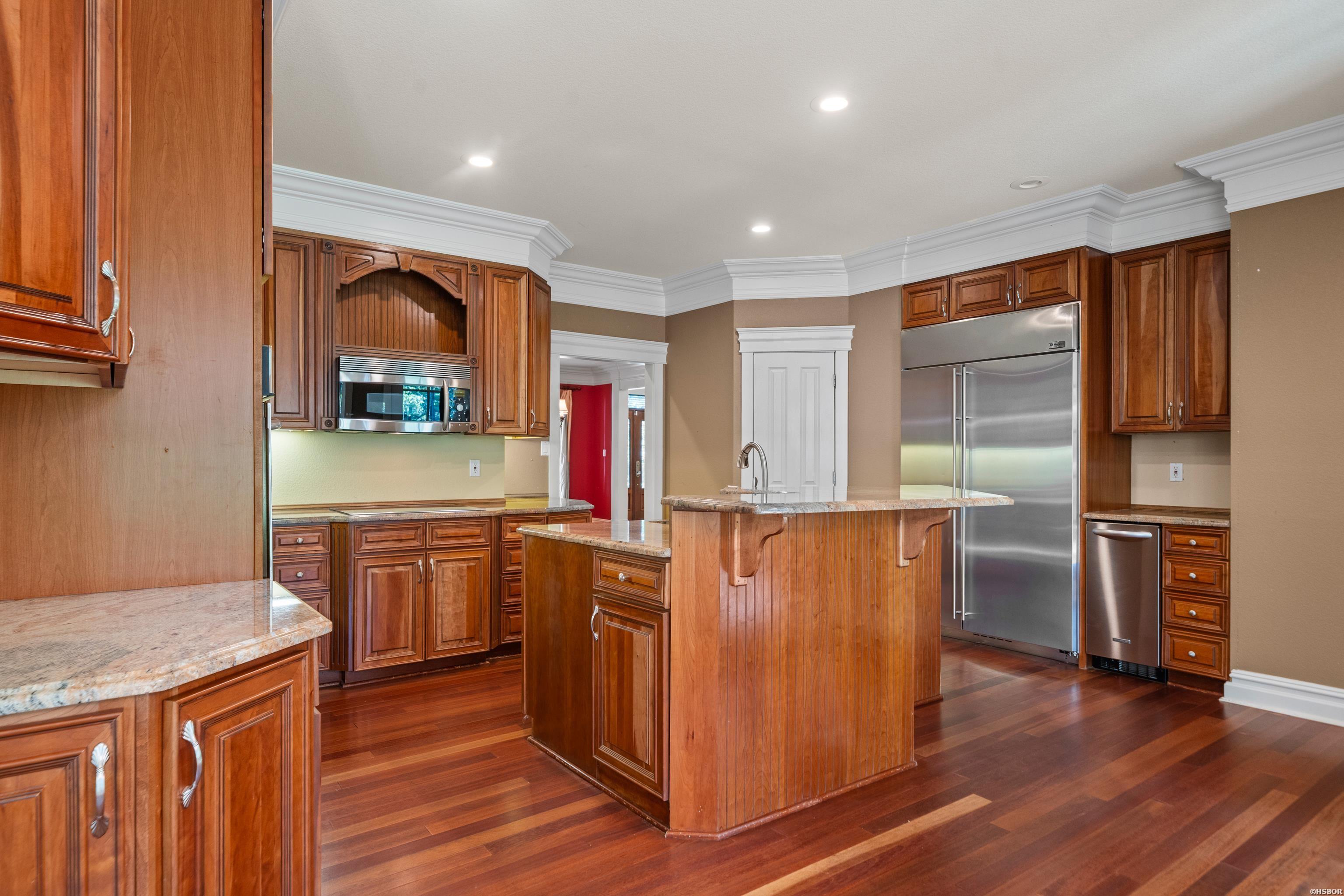 174 Fontana Property Photo 19