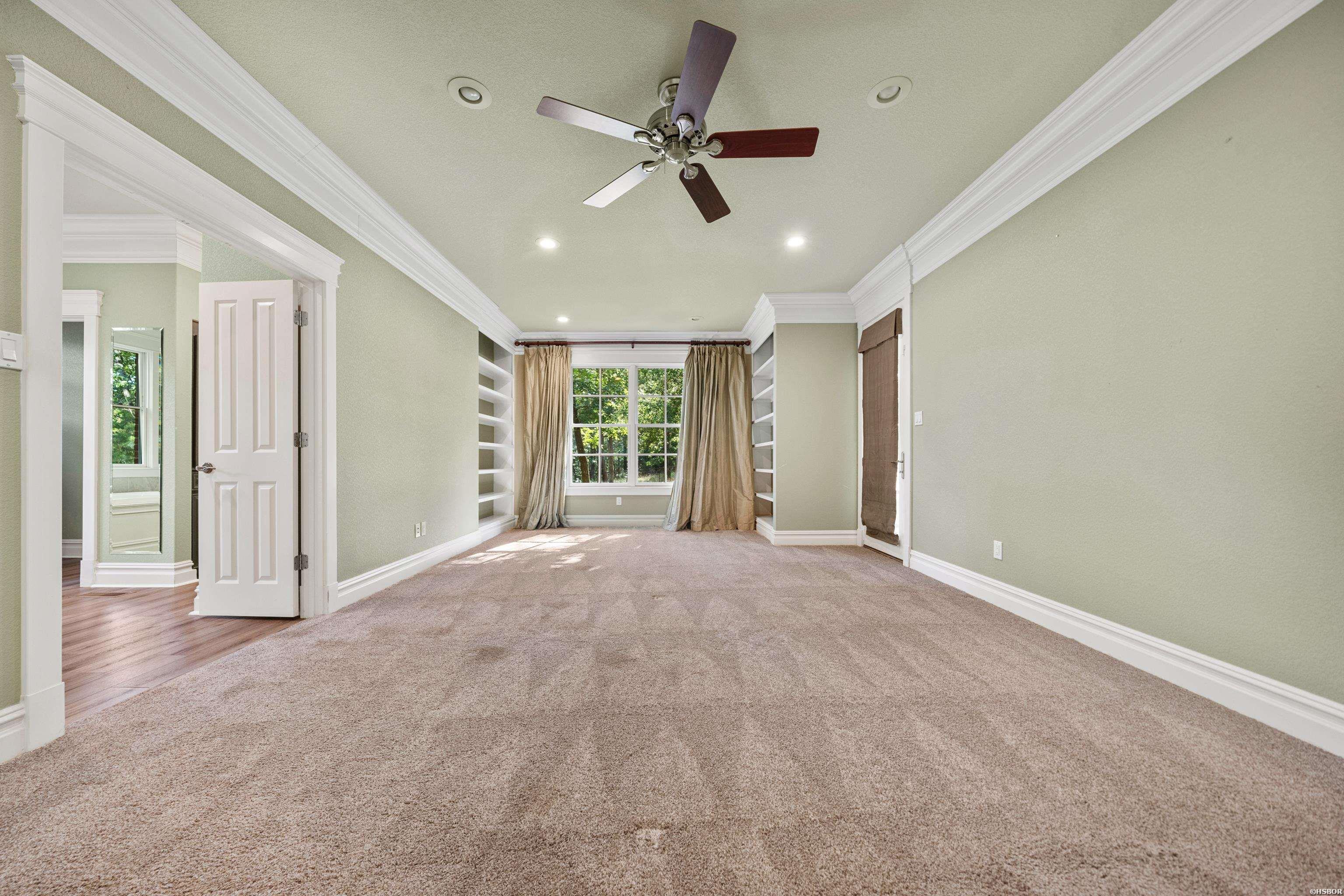 174 Fontana Property Photo 24