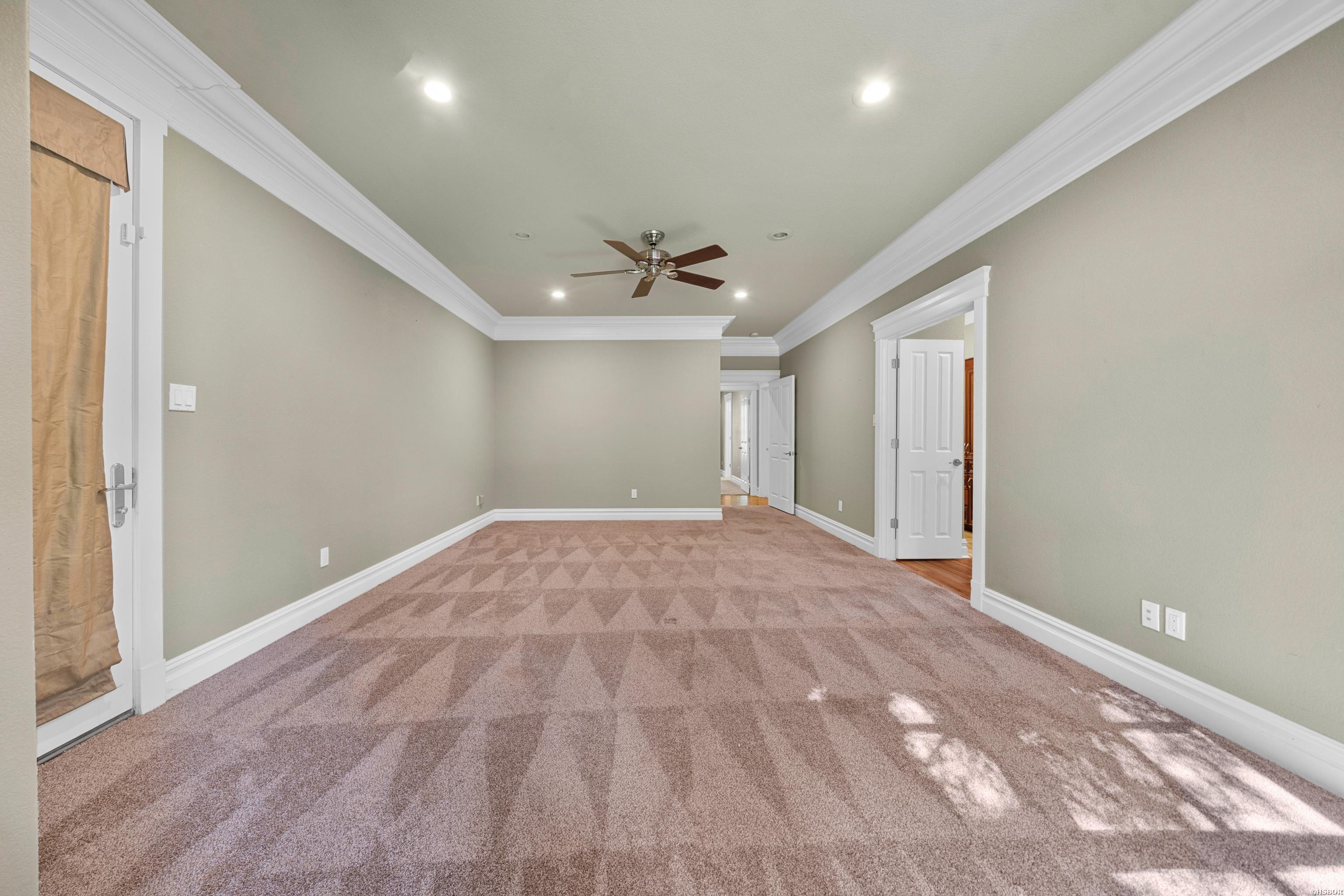 174 Fontana Property Photo 25