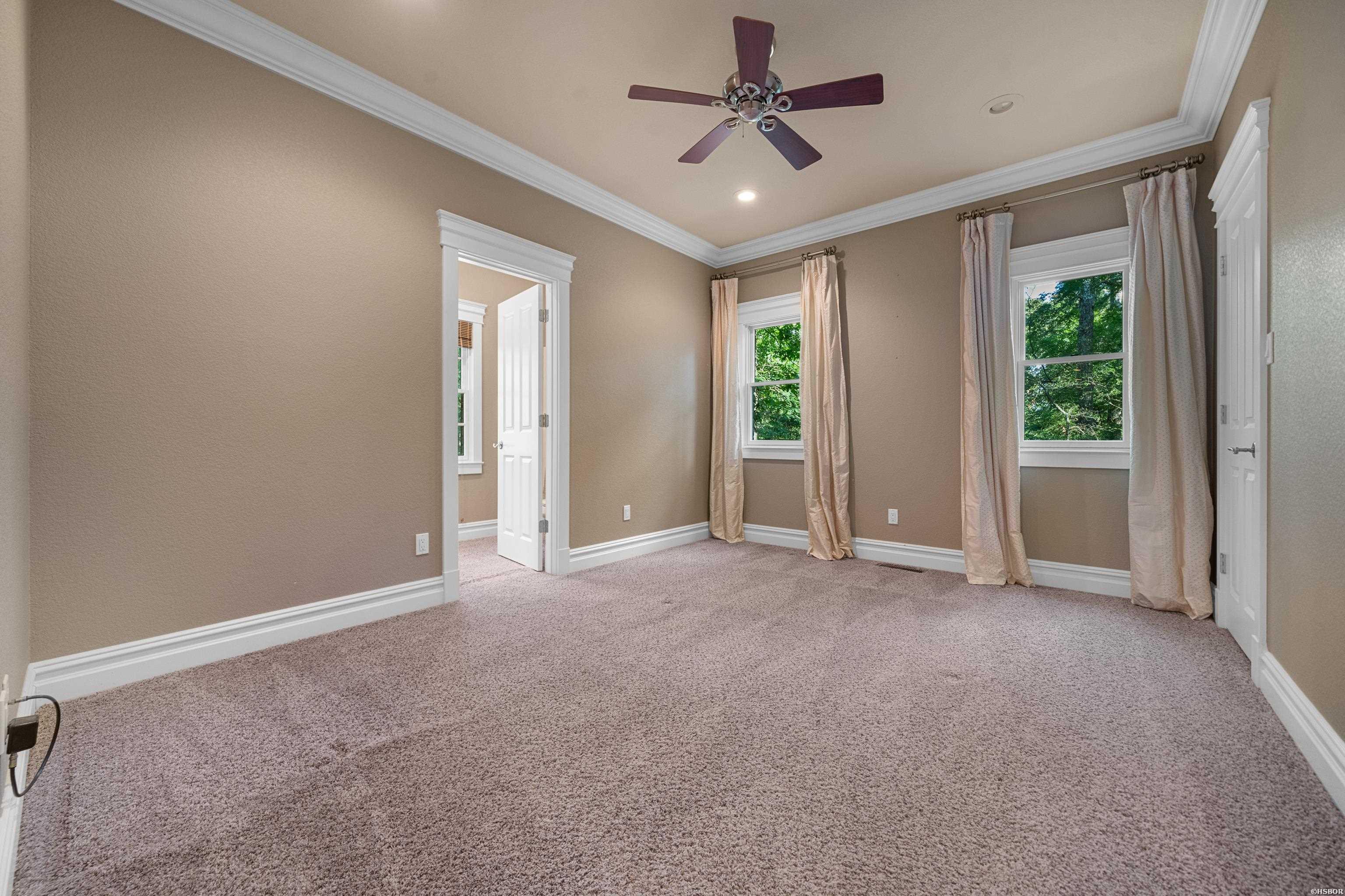 174 Fontana Property Photo 32