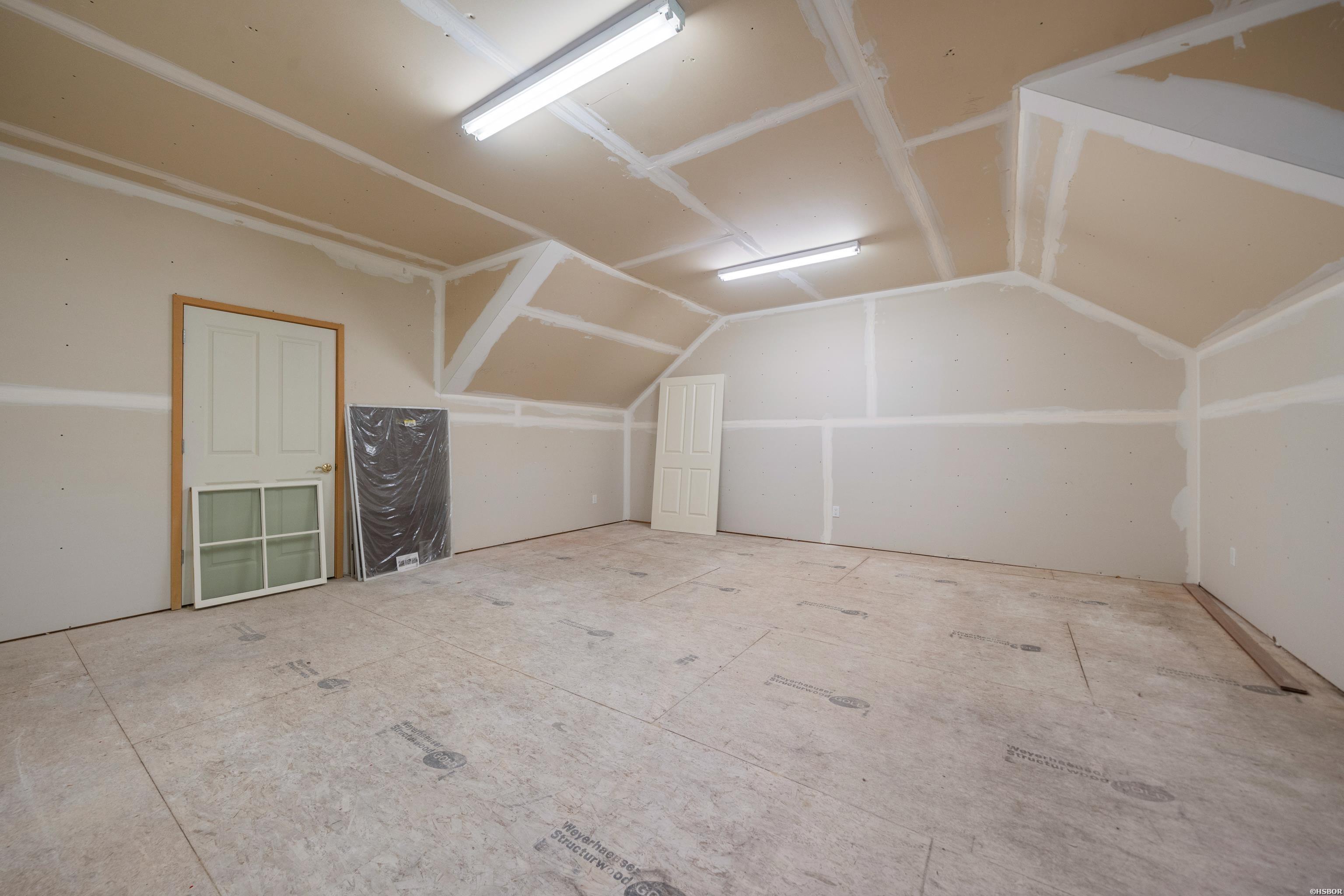 174 Fontana Property Photo 39