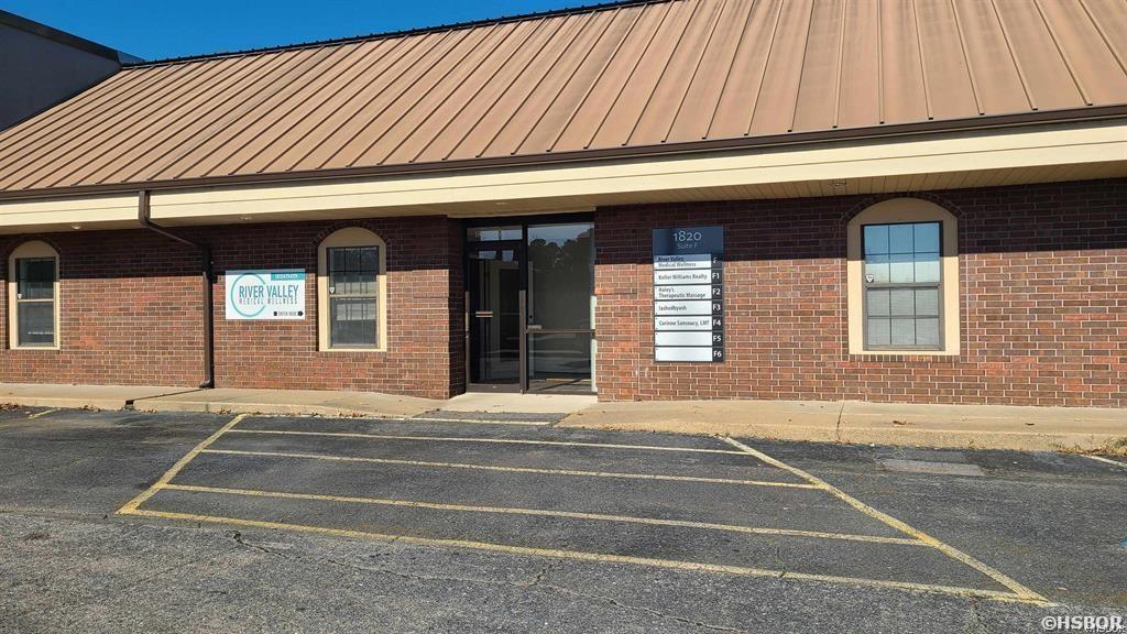 1820 Central Avenue Property Photo 4